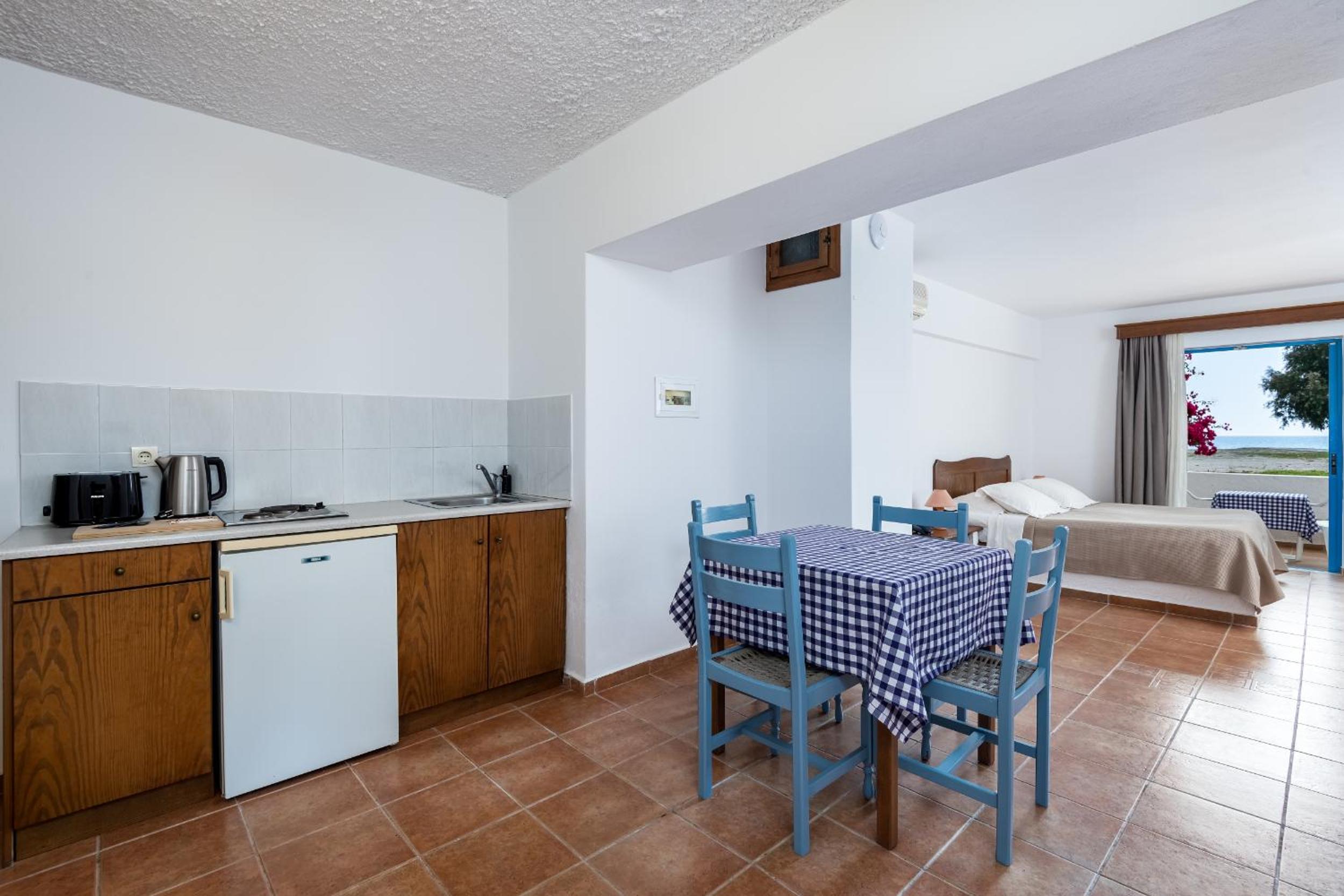 Triple Room with Sea View