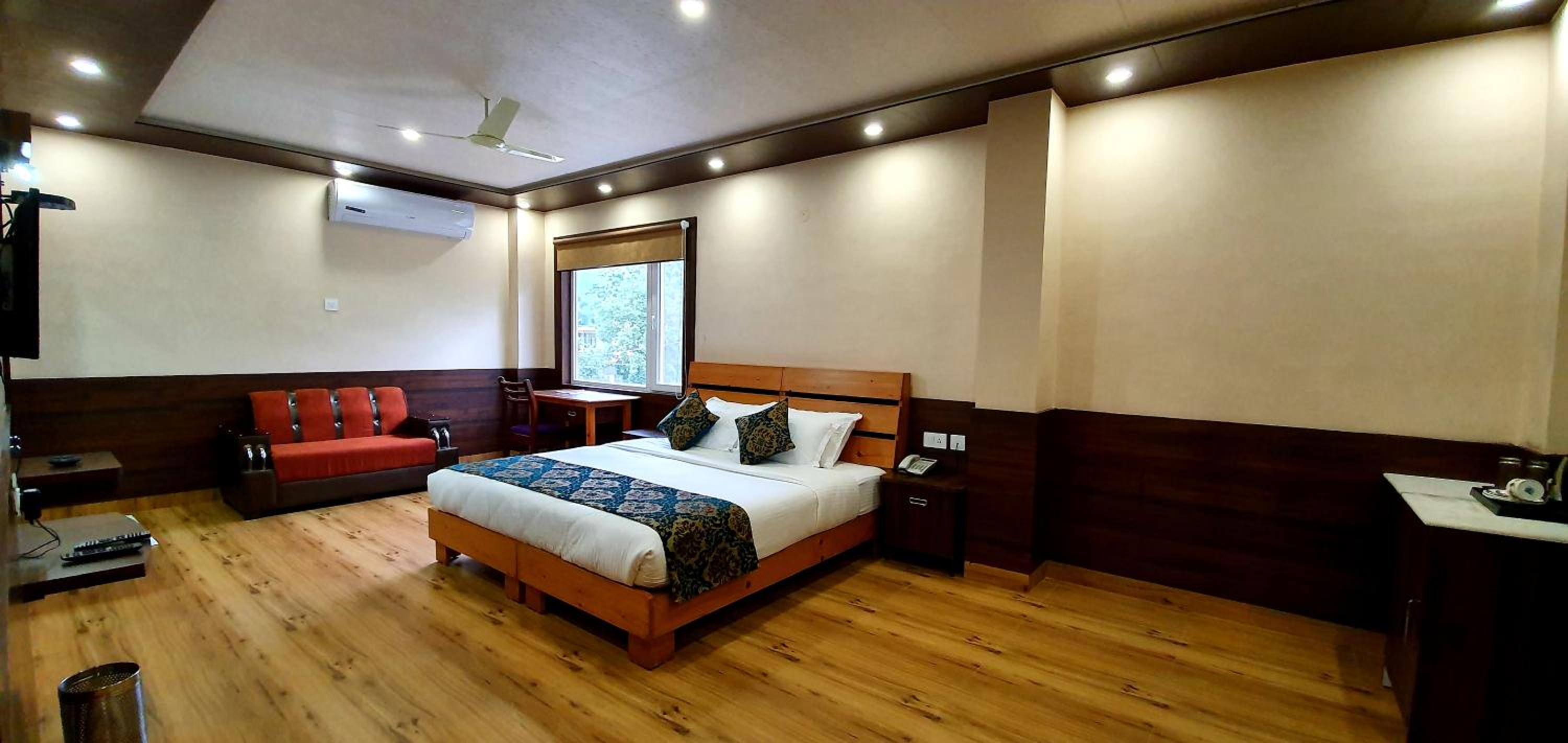 King Room with Mountain View - Photo 14