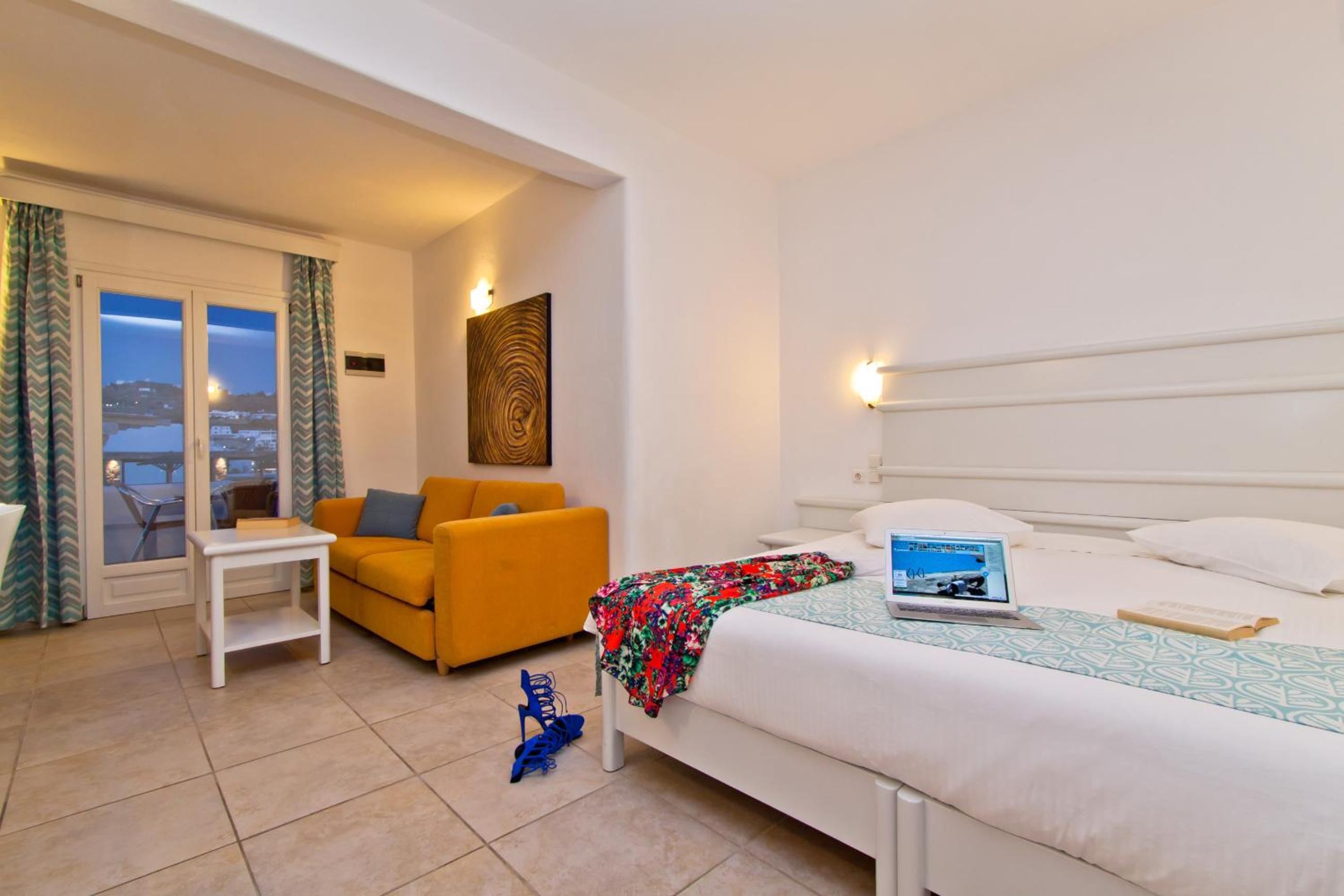 Deluxe Triple Room - Photo 2