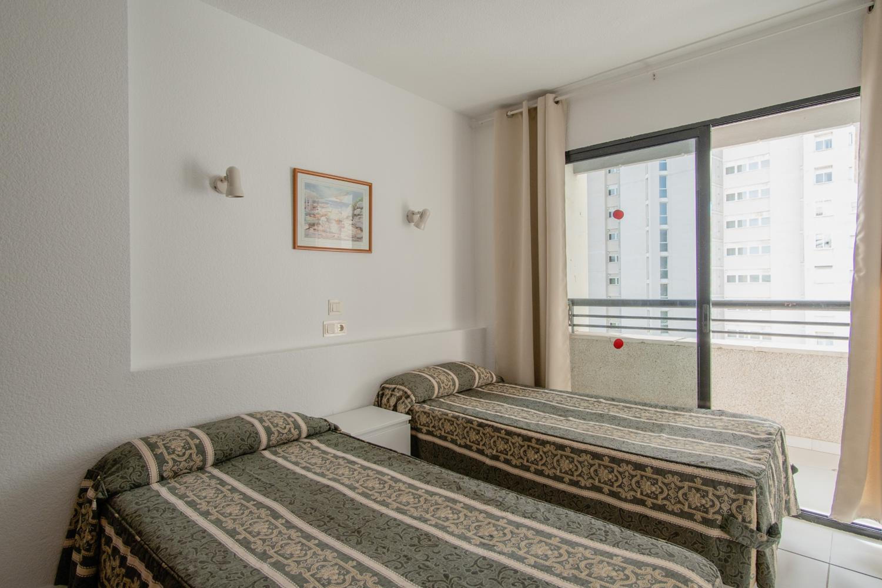 One-Bedroom Apartment - Photo 17