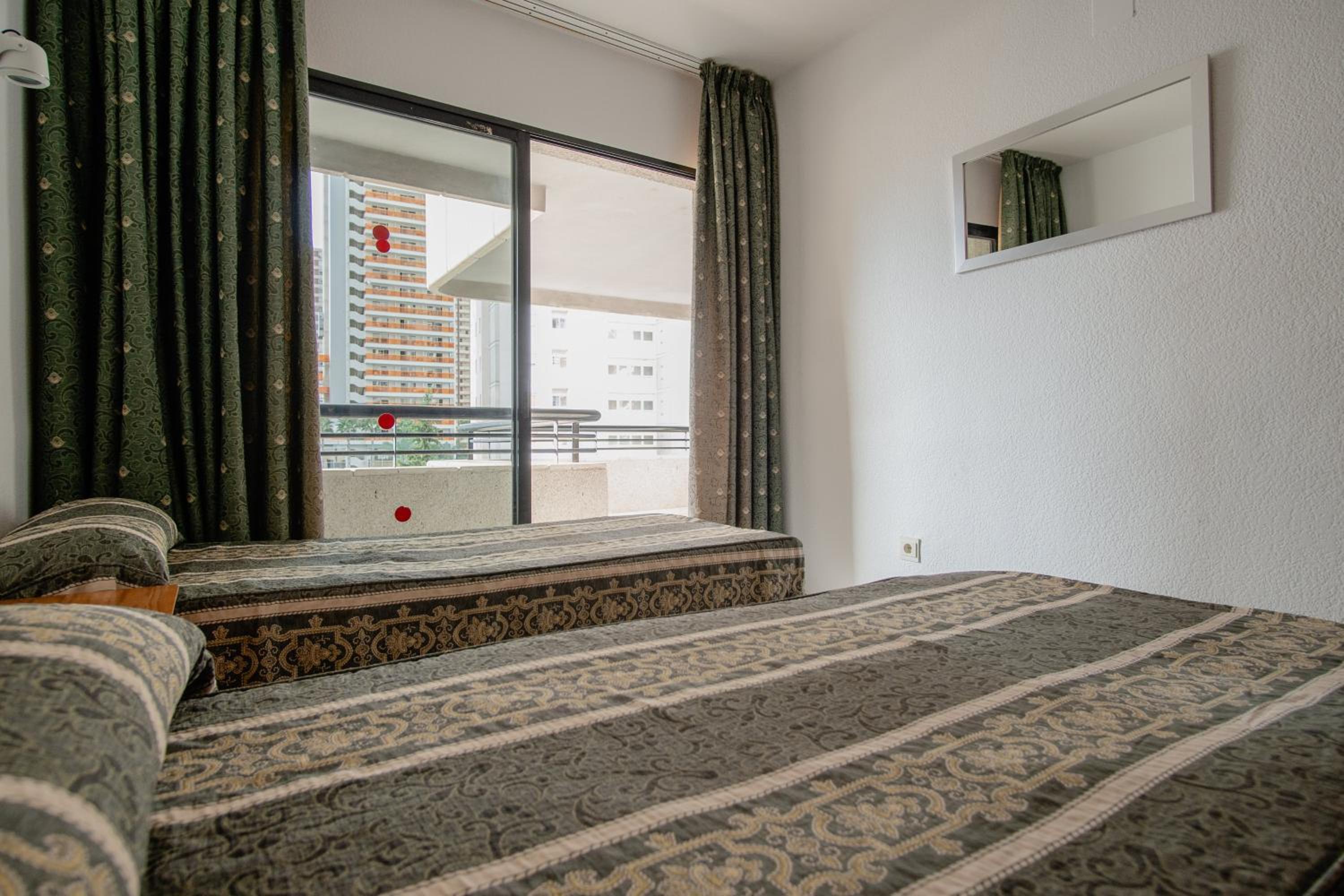 One-Bedroom Apartment - Photo 10