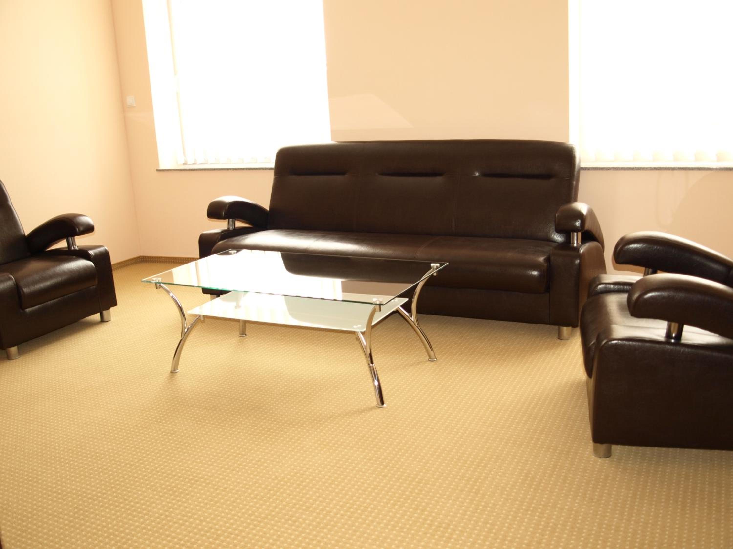 One-Bedroom Apartment - Photo 17