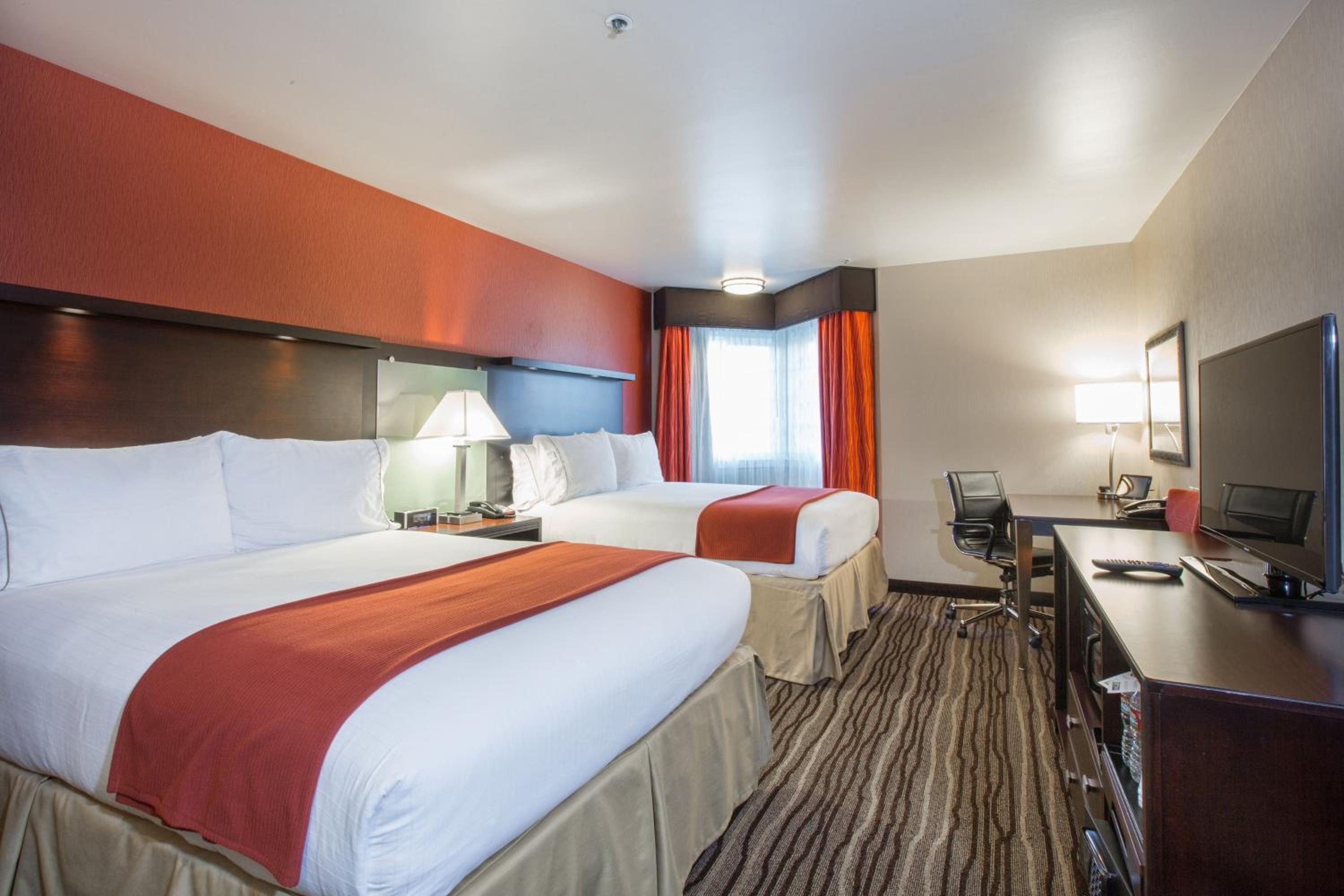Standard Queen Room with Two Queen Beds - Photo 1
