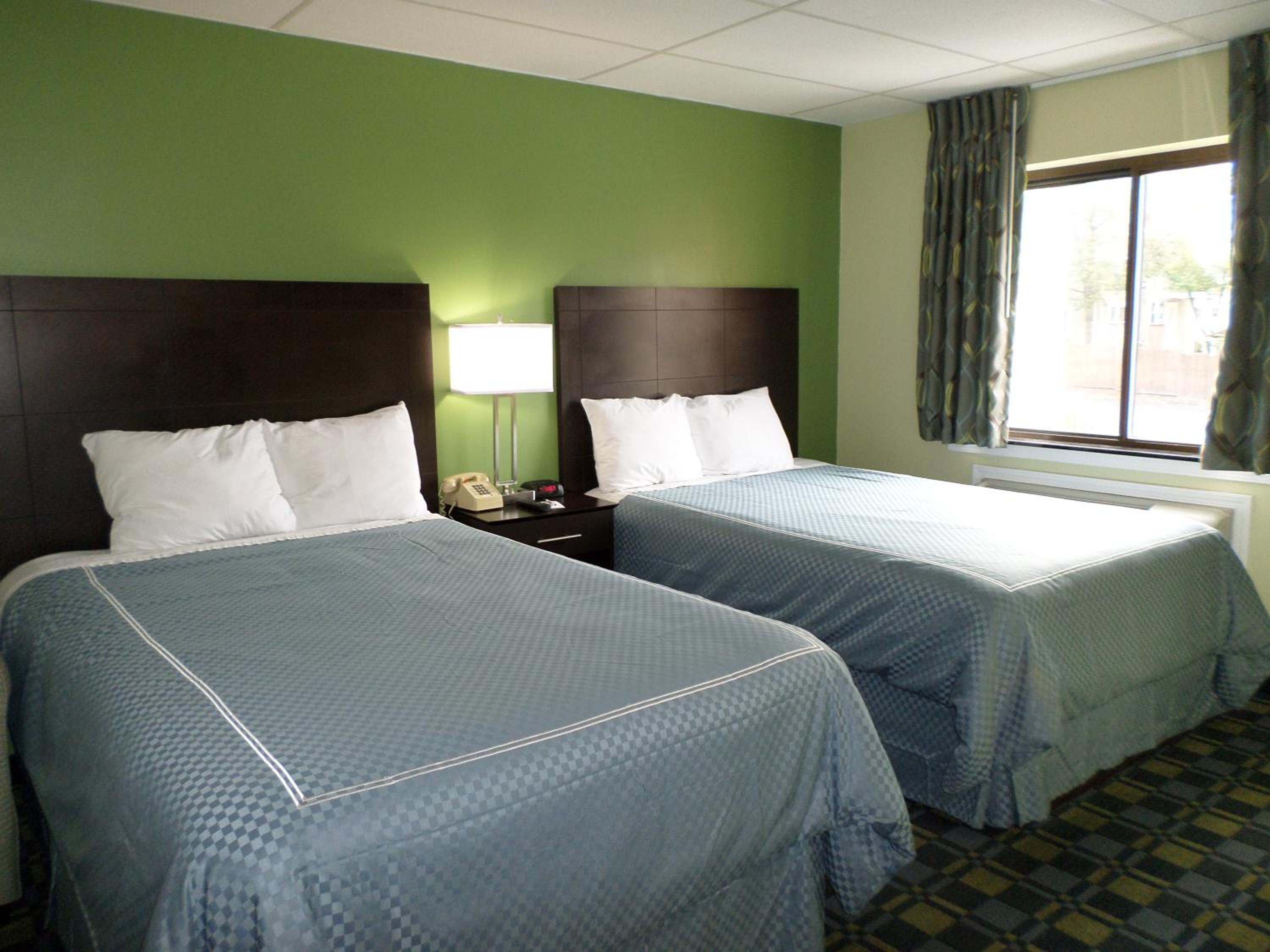 Double Room with Two Double Beds - Non-Smoking - Photo 5