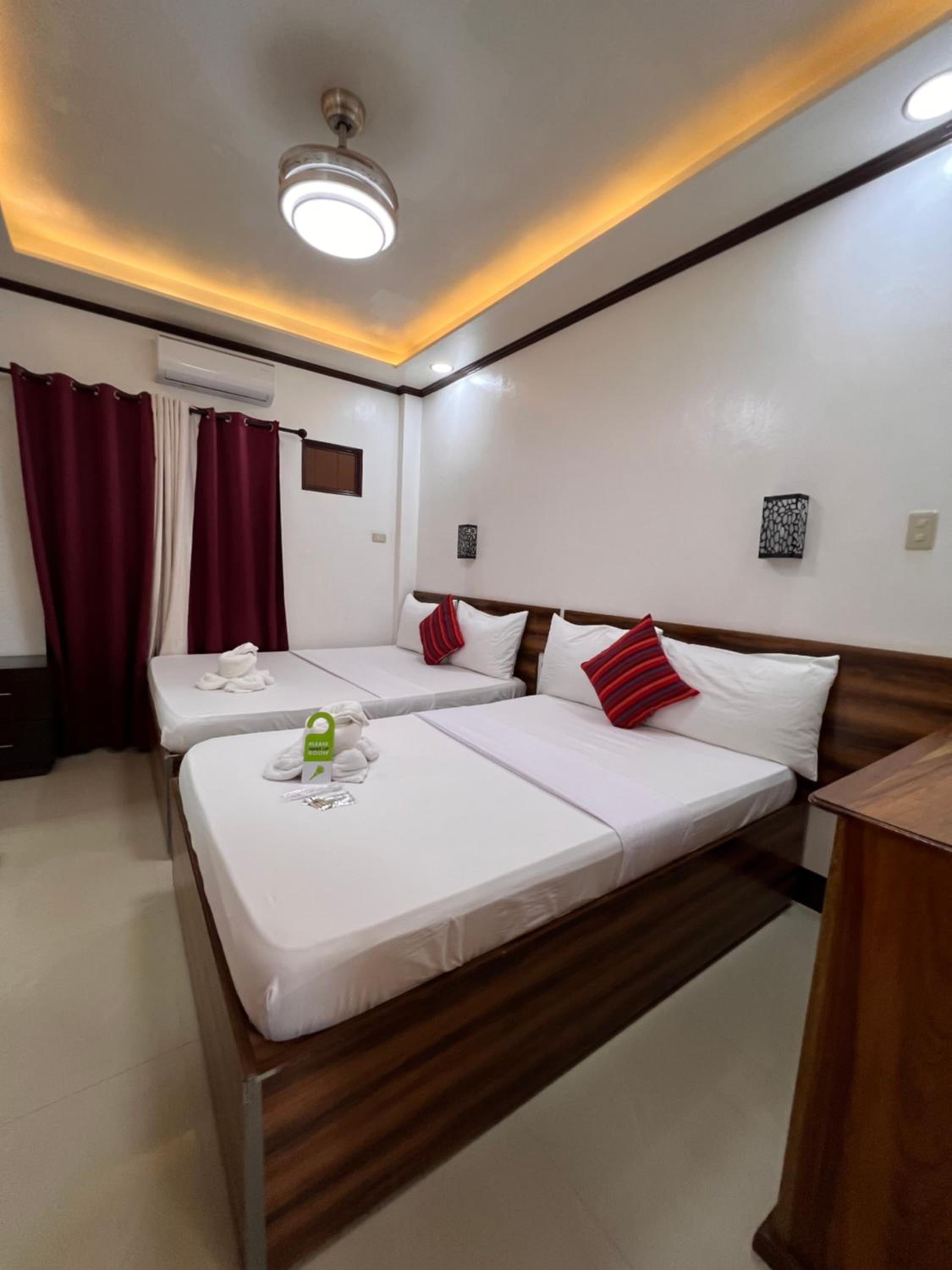 Standard Queen Room photo 1