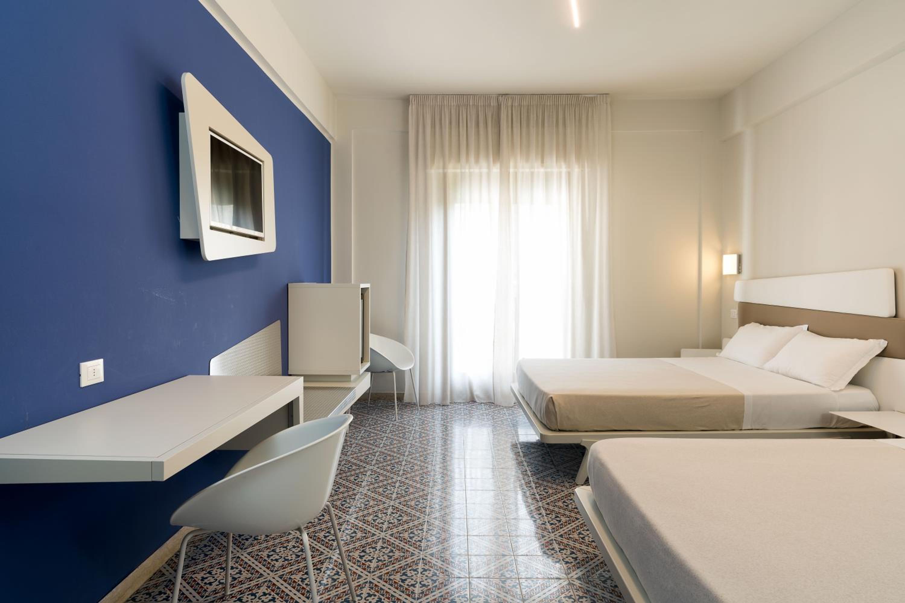 Superior Twin Room - Photo 1