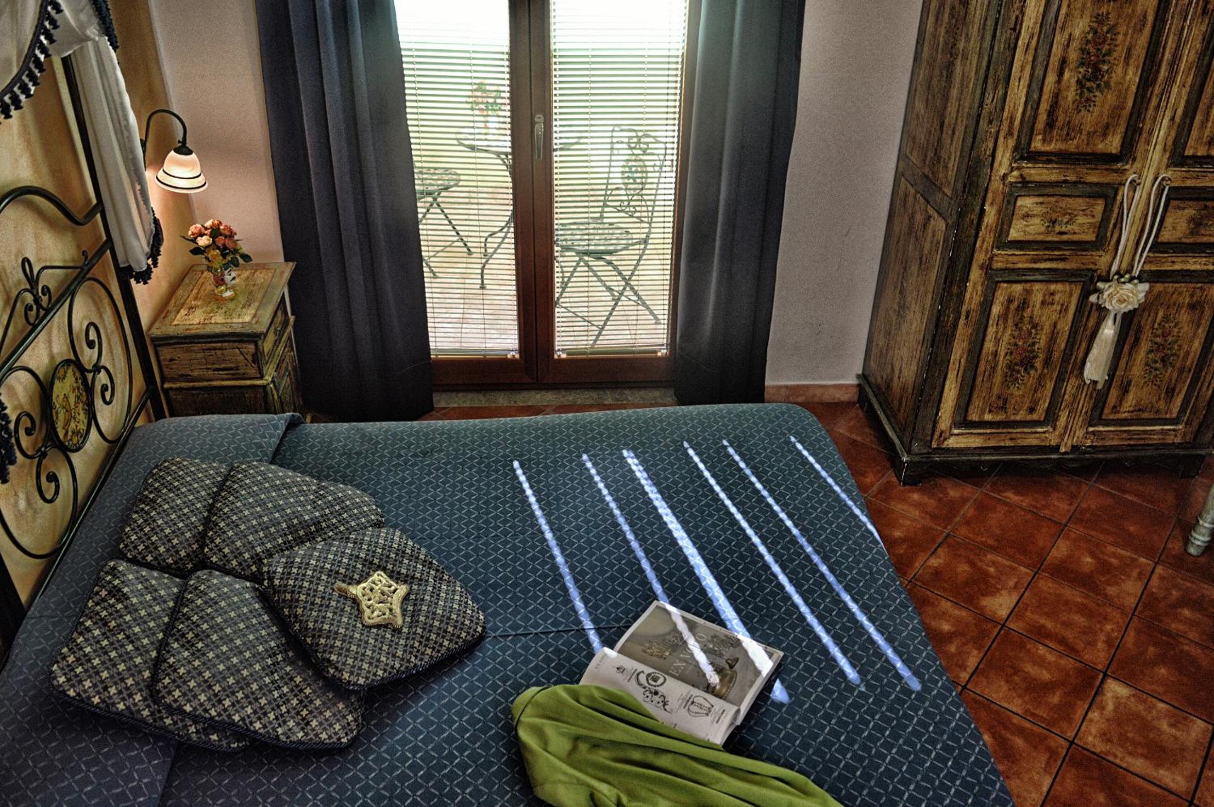 Double Room - Photo 35