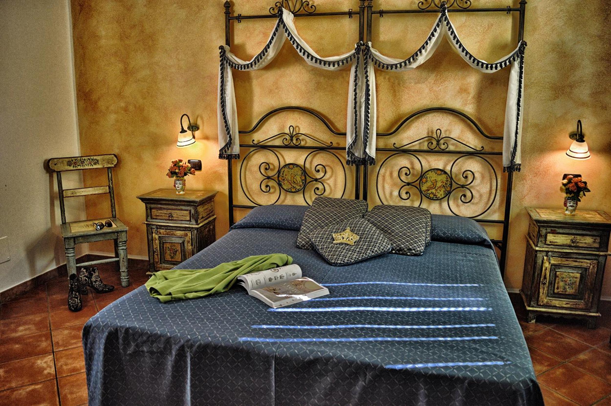 Double Room - Photo 3