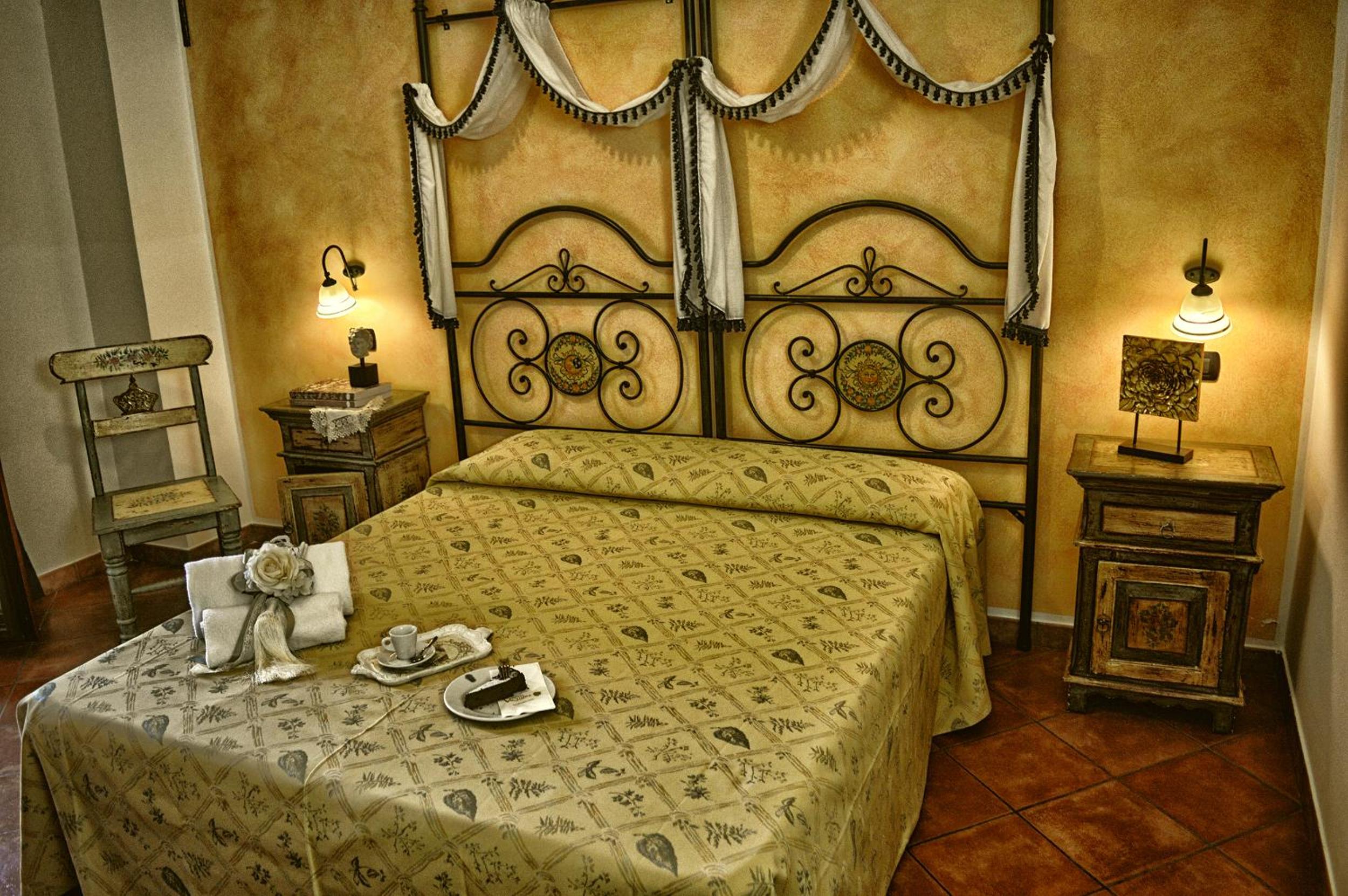 Double Room - Photo 8