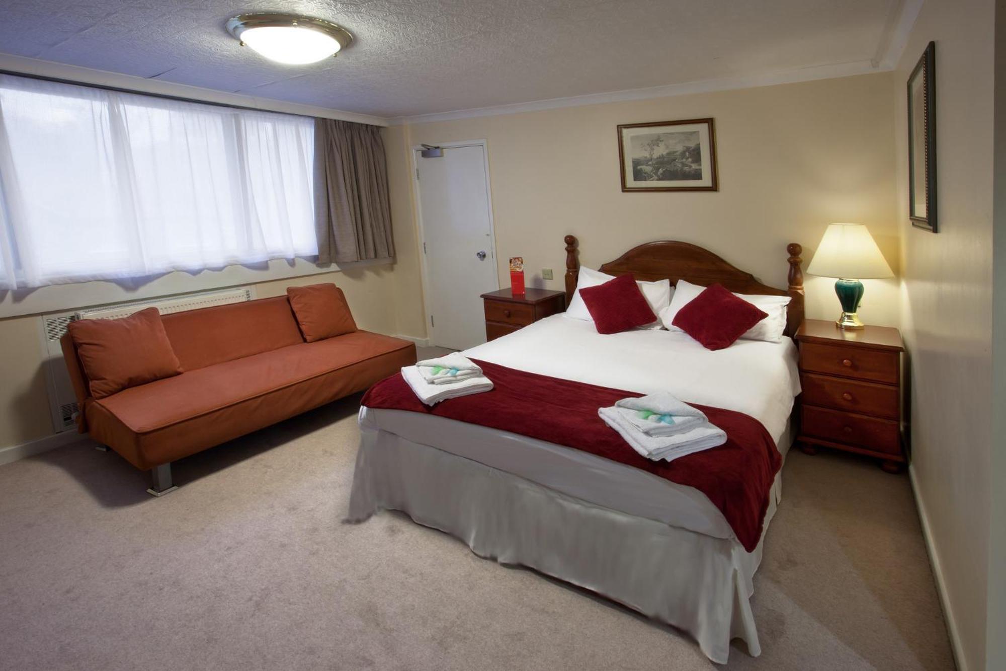 Double Room - Photo 3