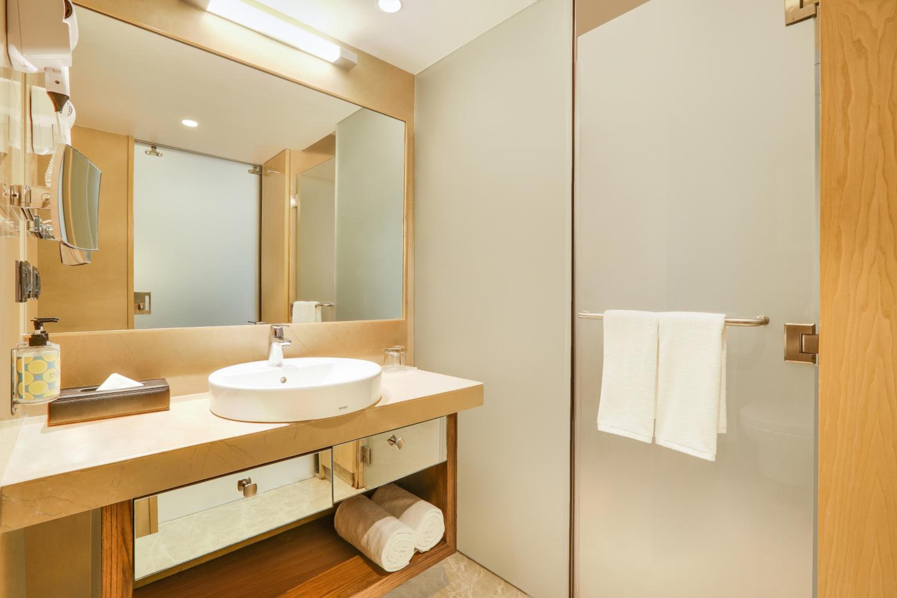 Business Room - Early Check in & Checkout upto 2 Hrs (Subject to availability) - Photo 4