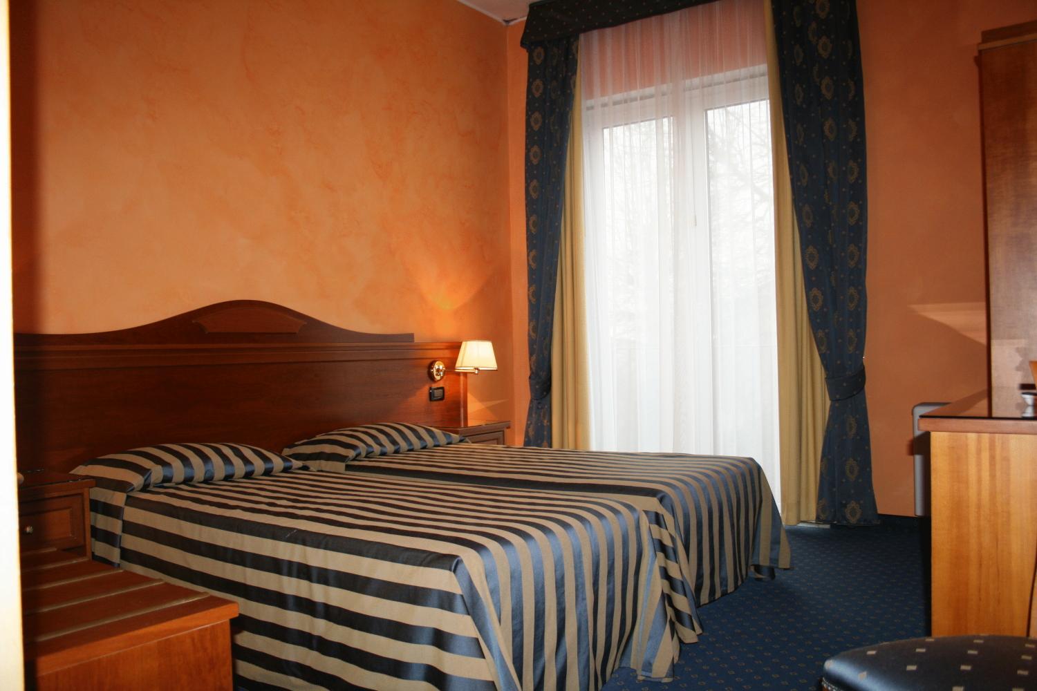 Twin Room - Photo 1