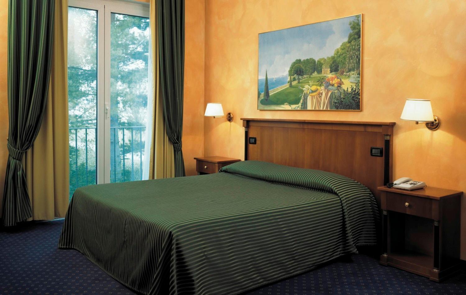 Double Room - Photo 4