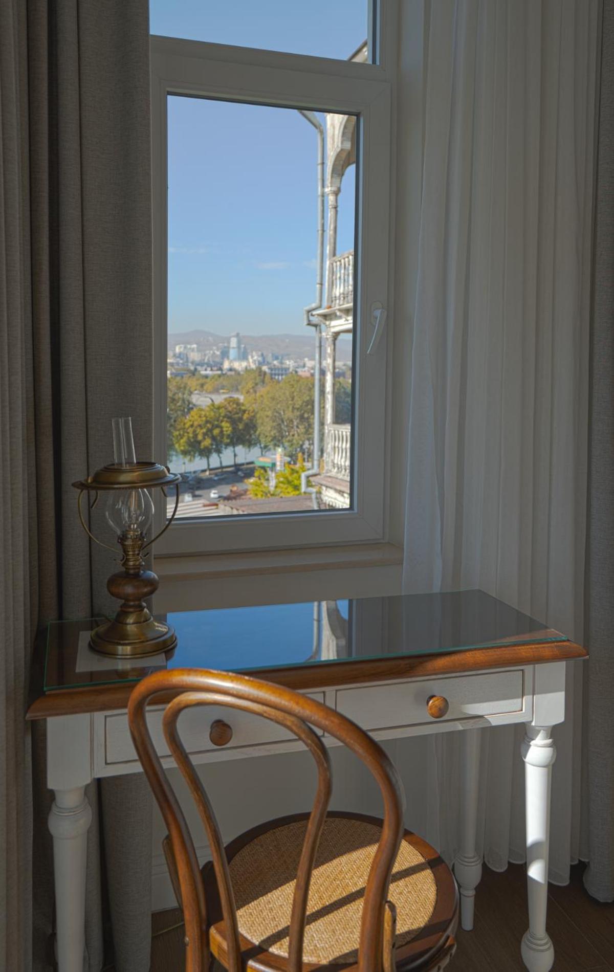 Superior Double or Twin Room - Photo 12