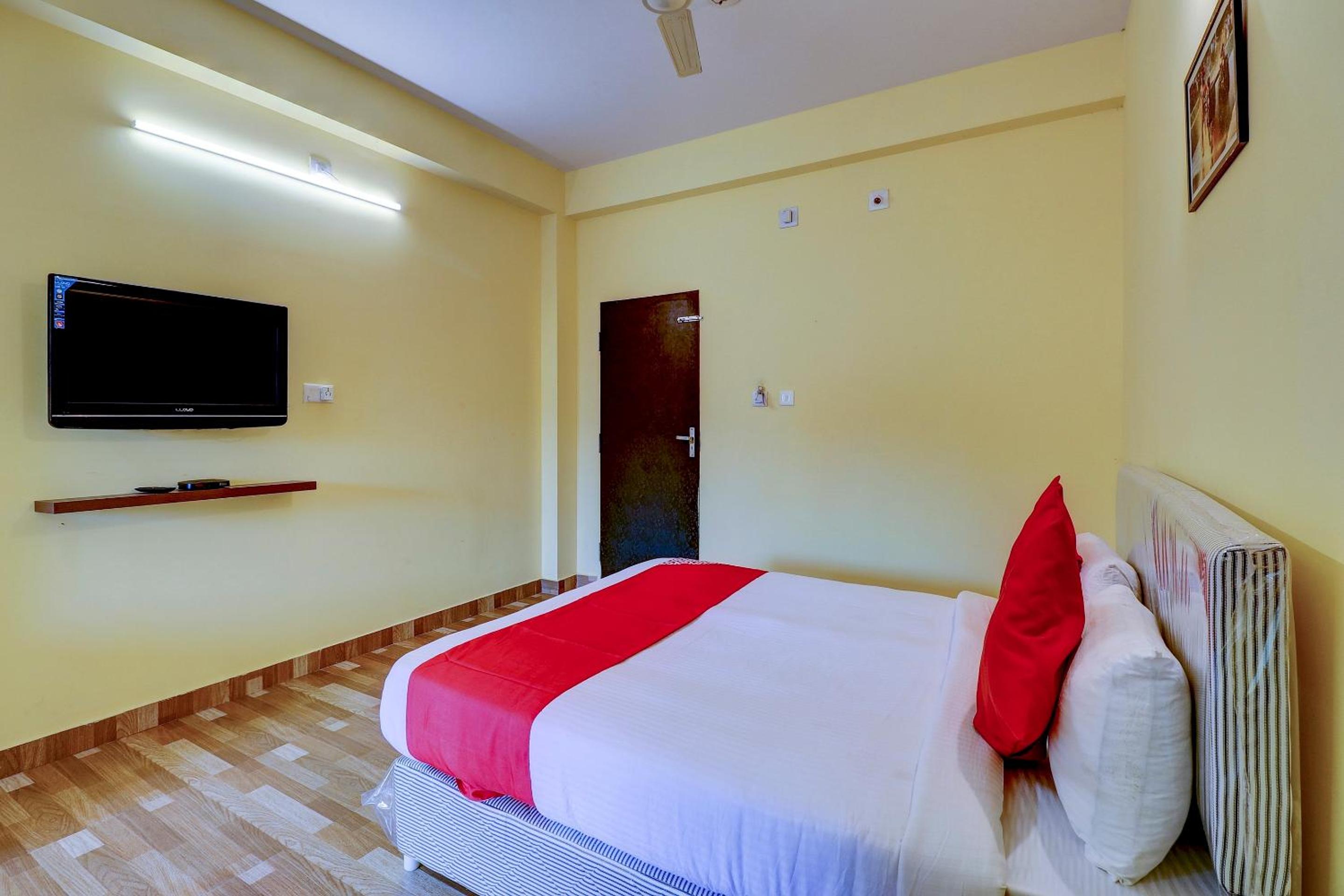 Queen Room - Photo 3
