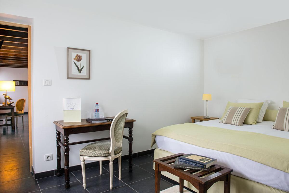Family Suite (4 Adults + 1 Child) photo 3
