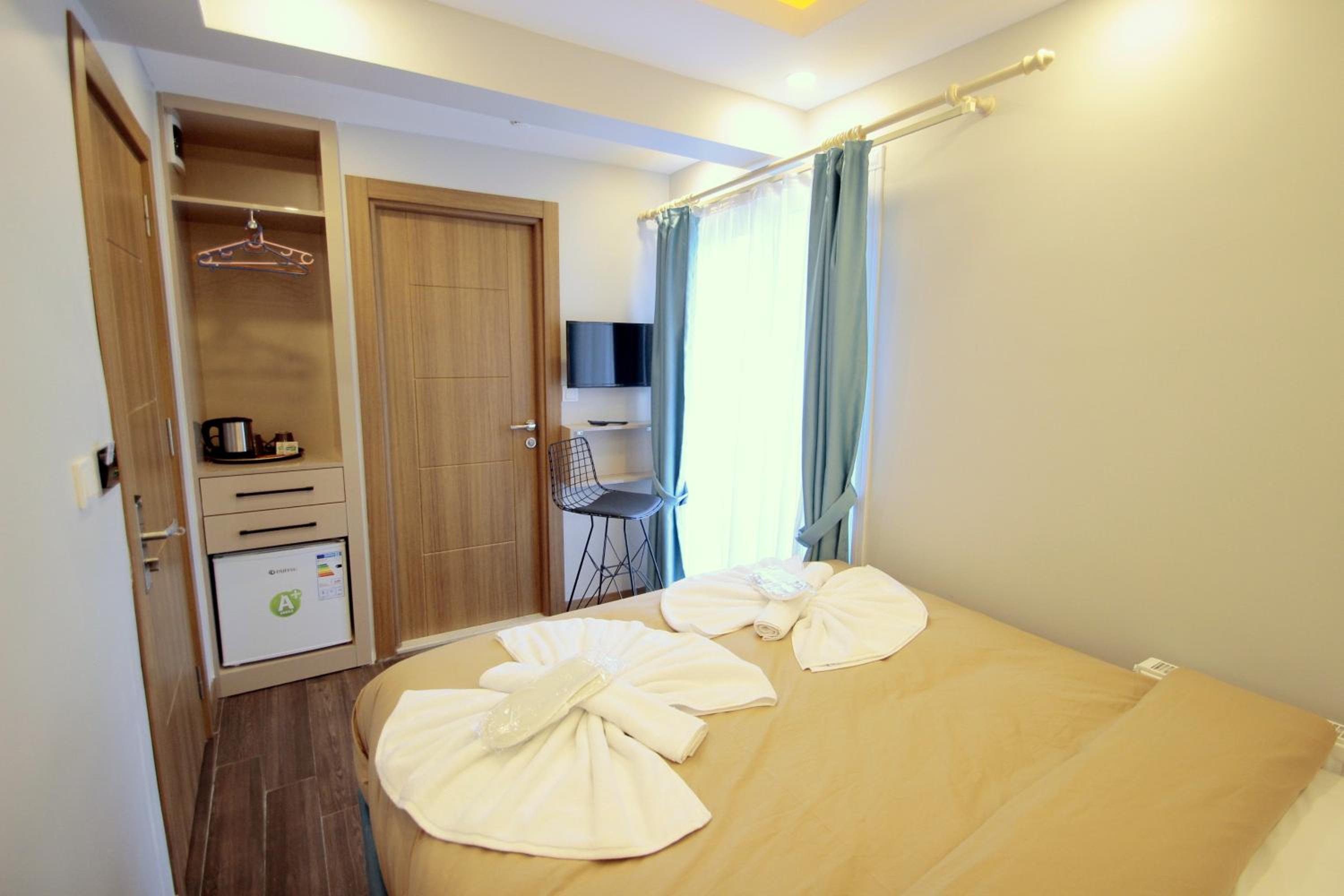 Single Room with Park View photo 2