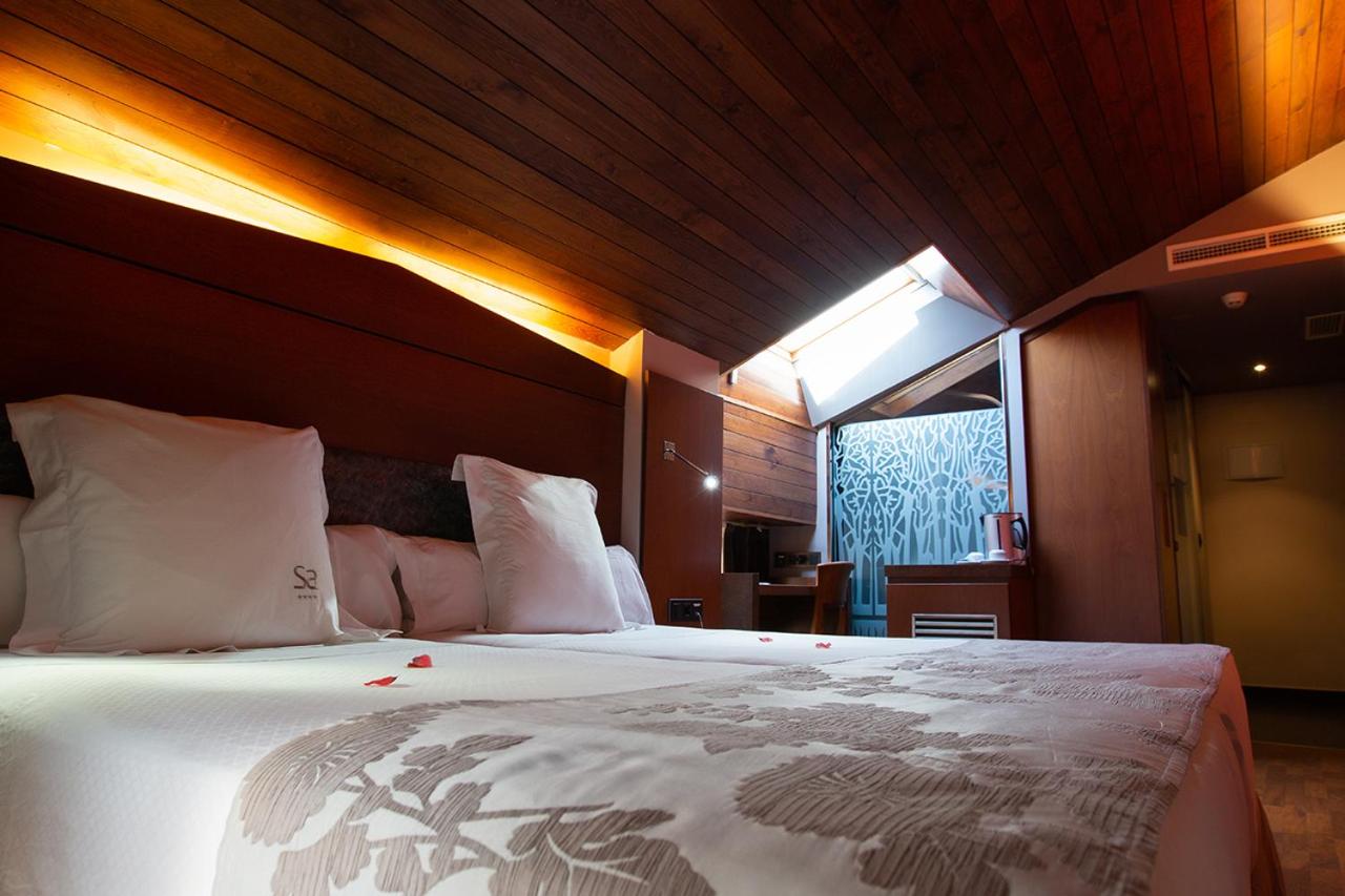Twin Room - Photo 10