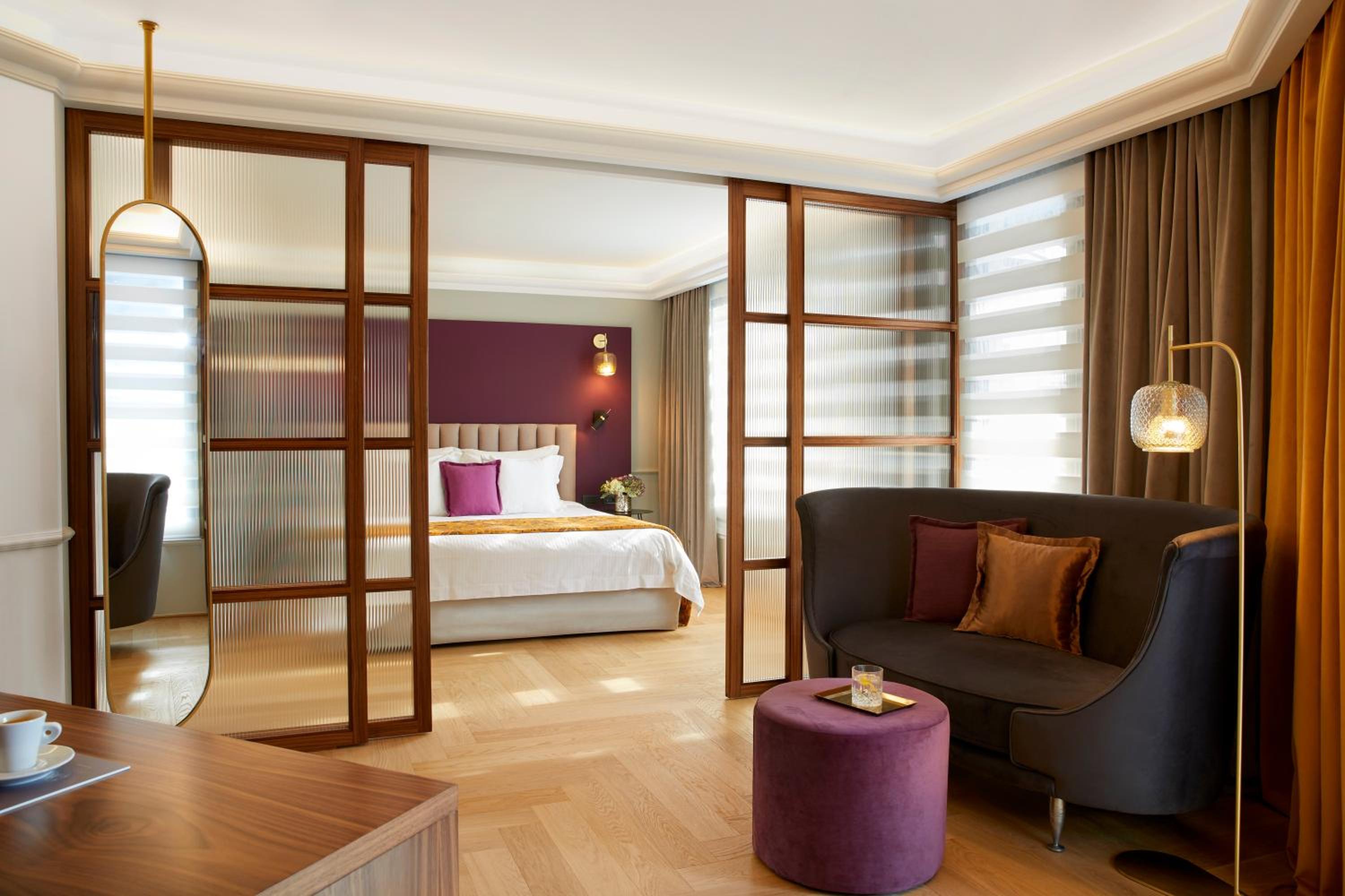 Penthouse Suite - Photo 7