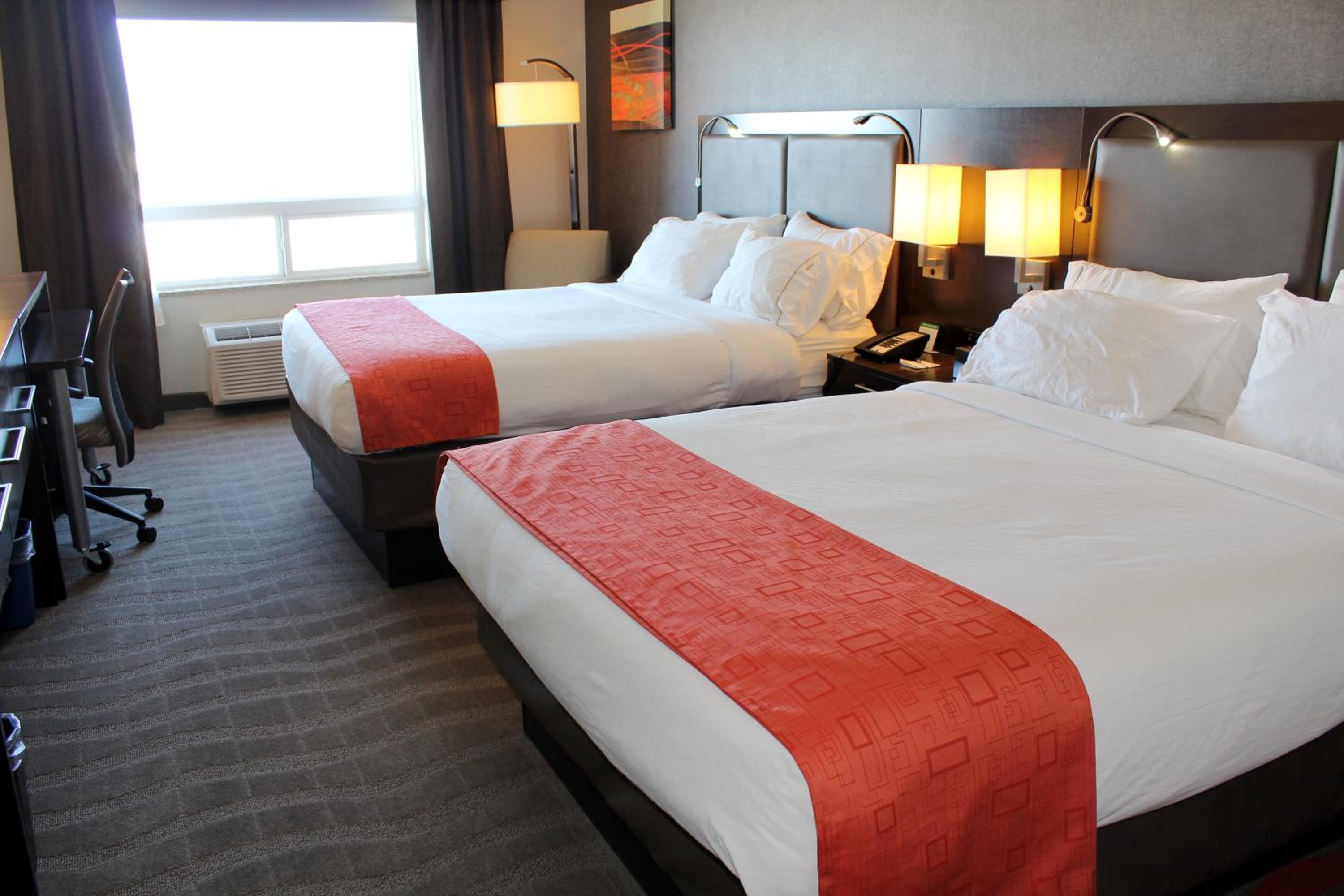 Queen Room with Two Queen Beds - Photo 1