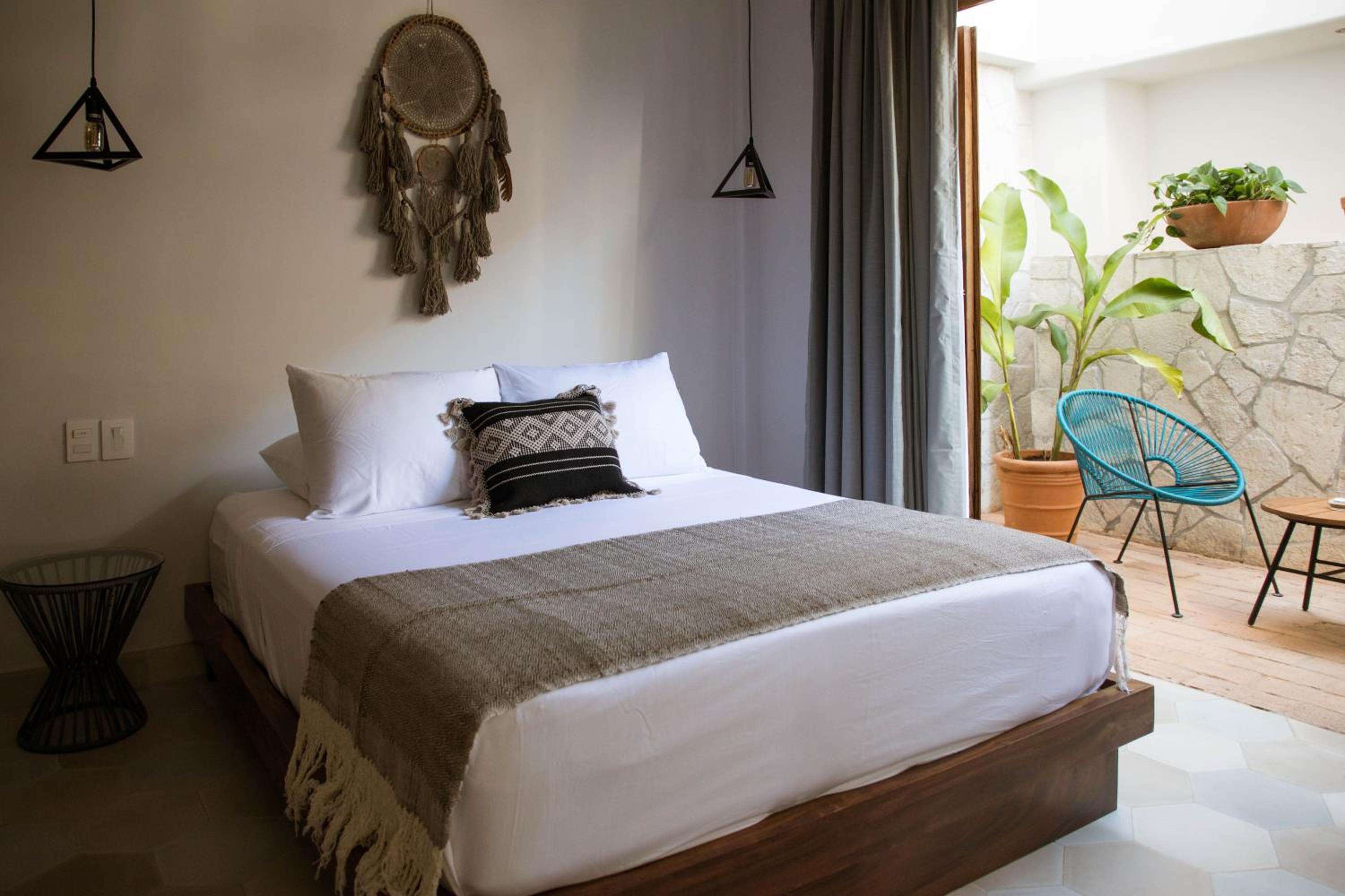 Double Room - Photo 6