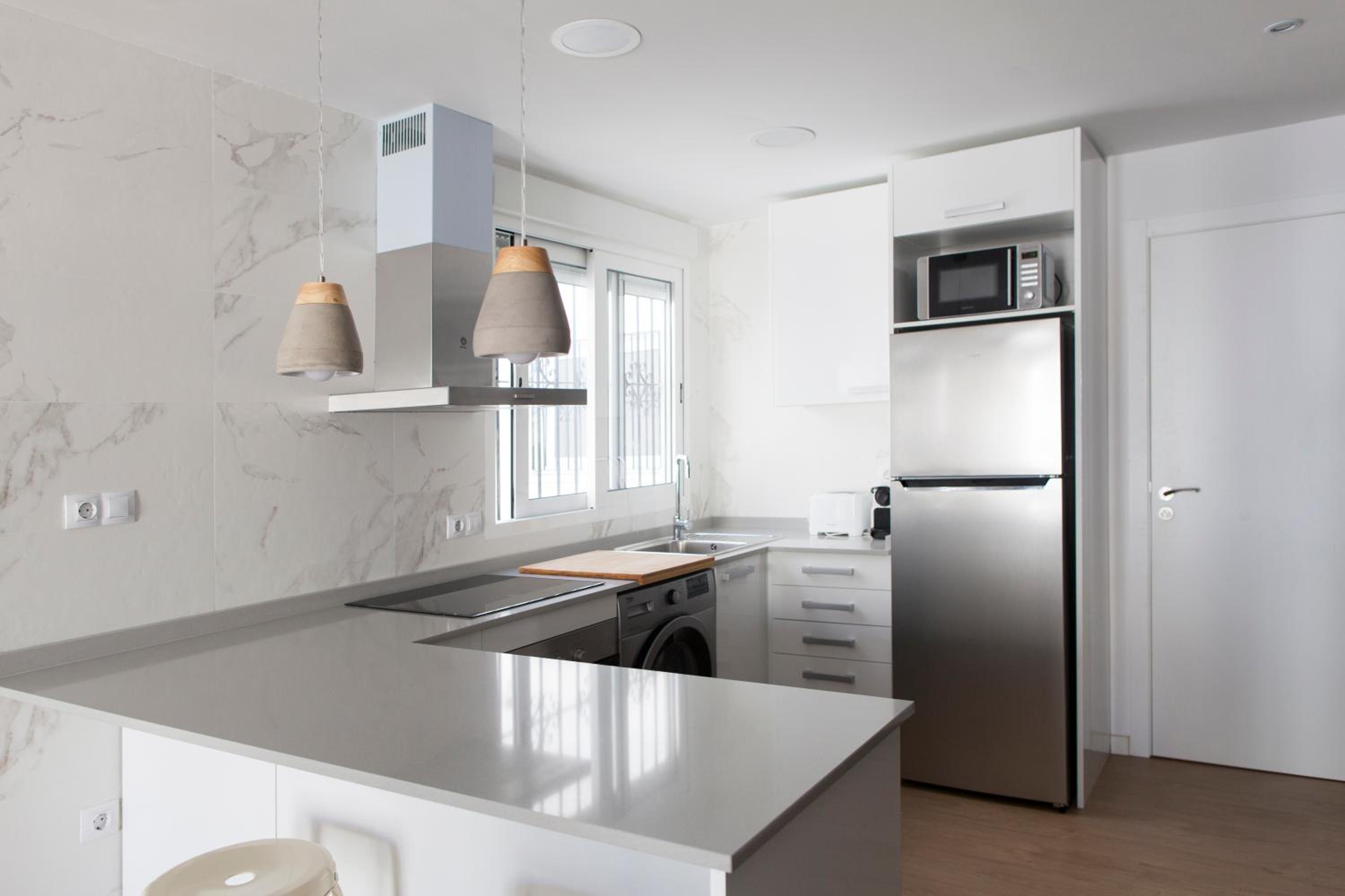 One-Bedroom Apartment - Photo 8