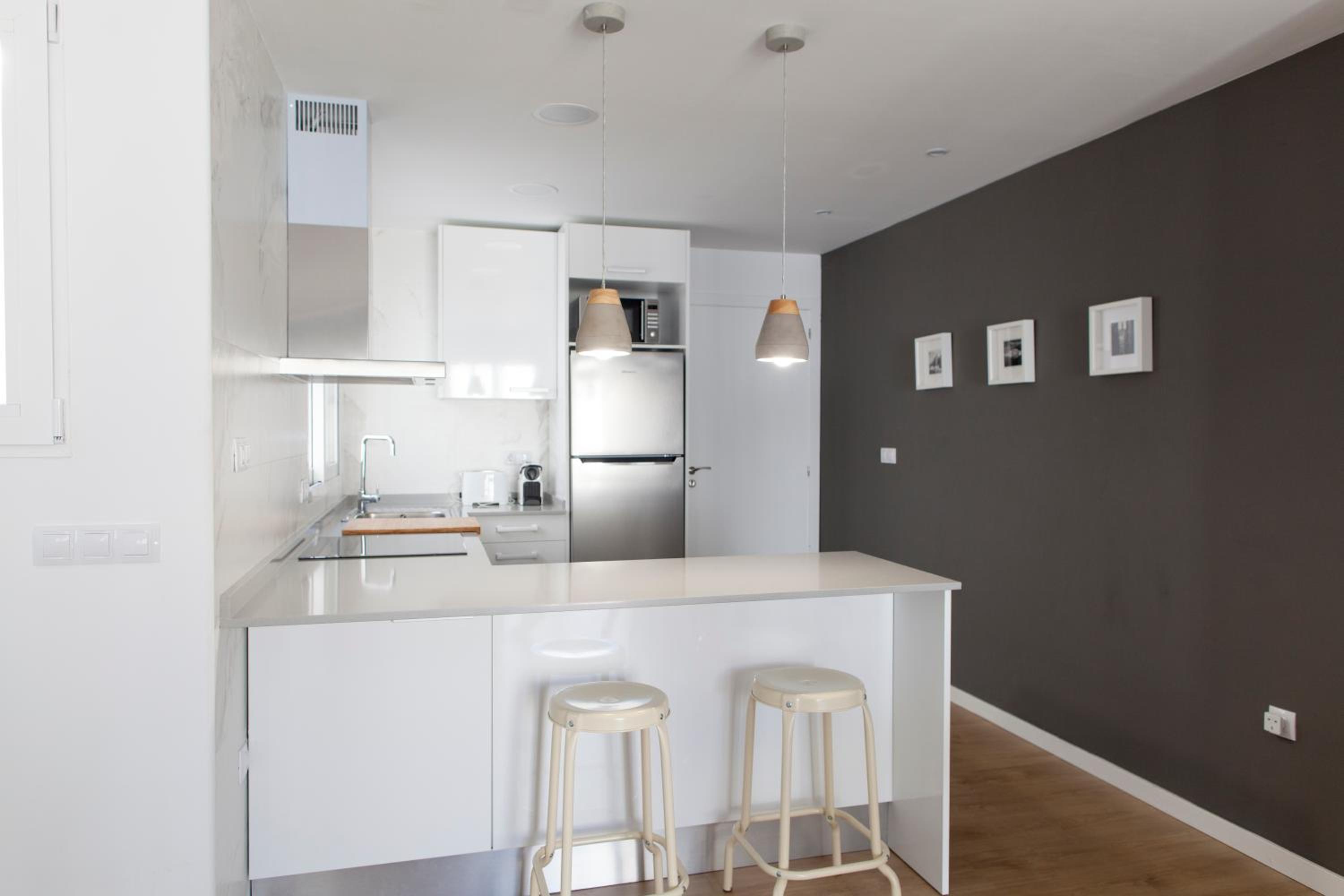 One-Bedroom Apartment - Photo 10