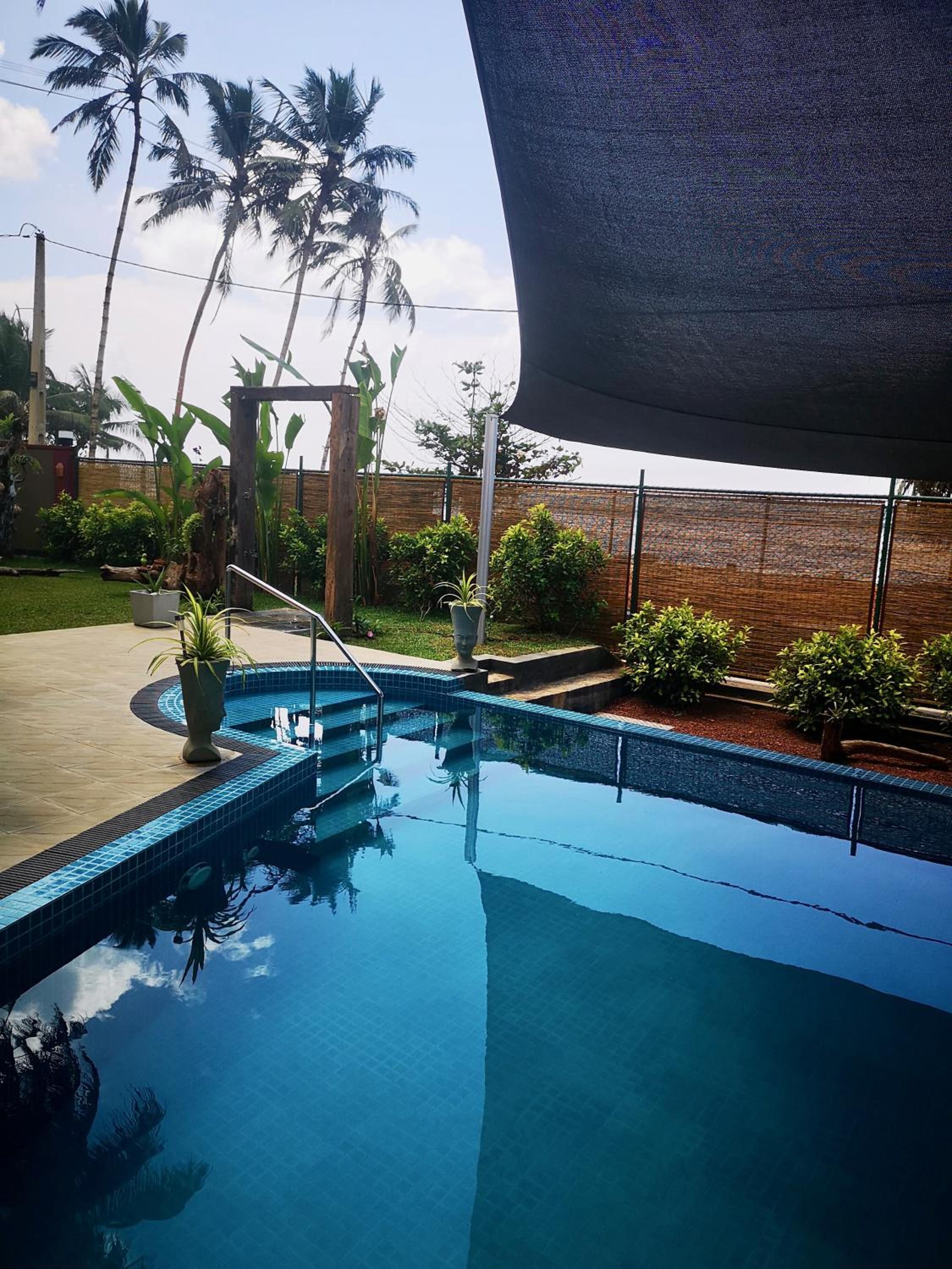 Double Room with Pool View photo 2