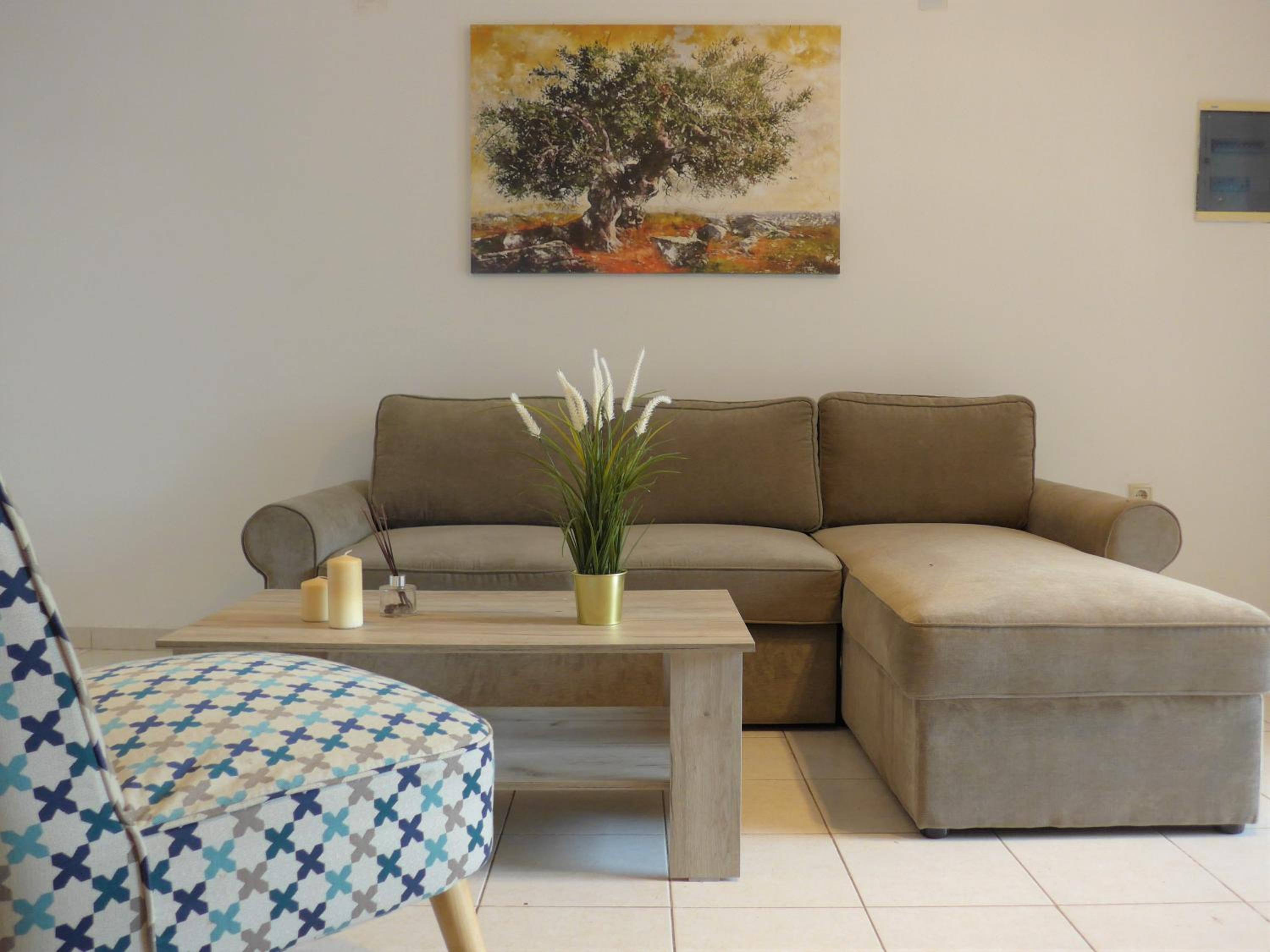 Apartment with Garden View