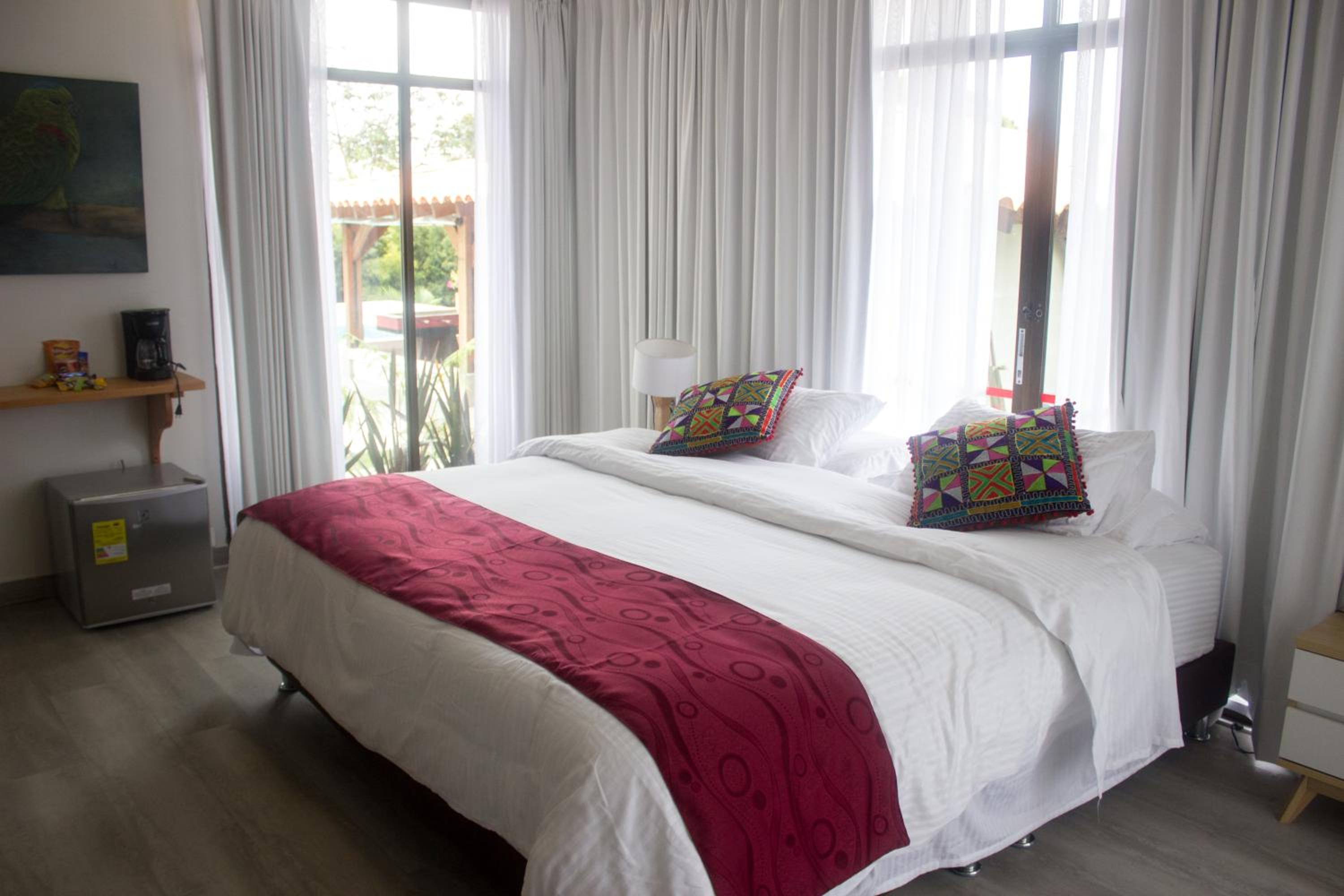 Deluxe Double or Twin Room with Garden View