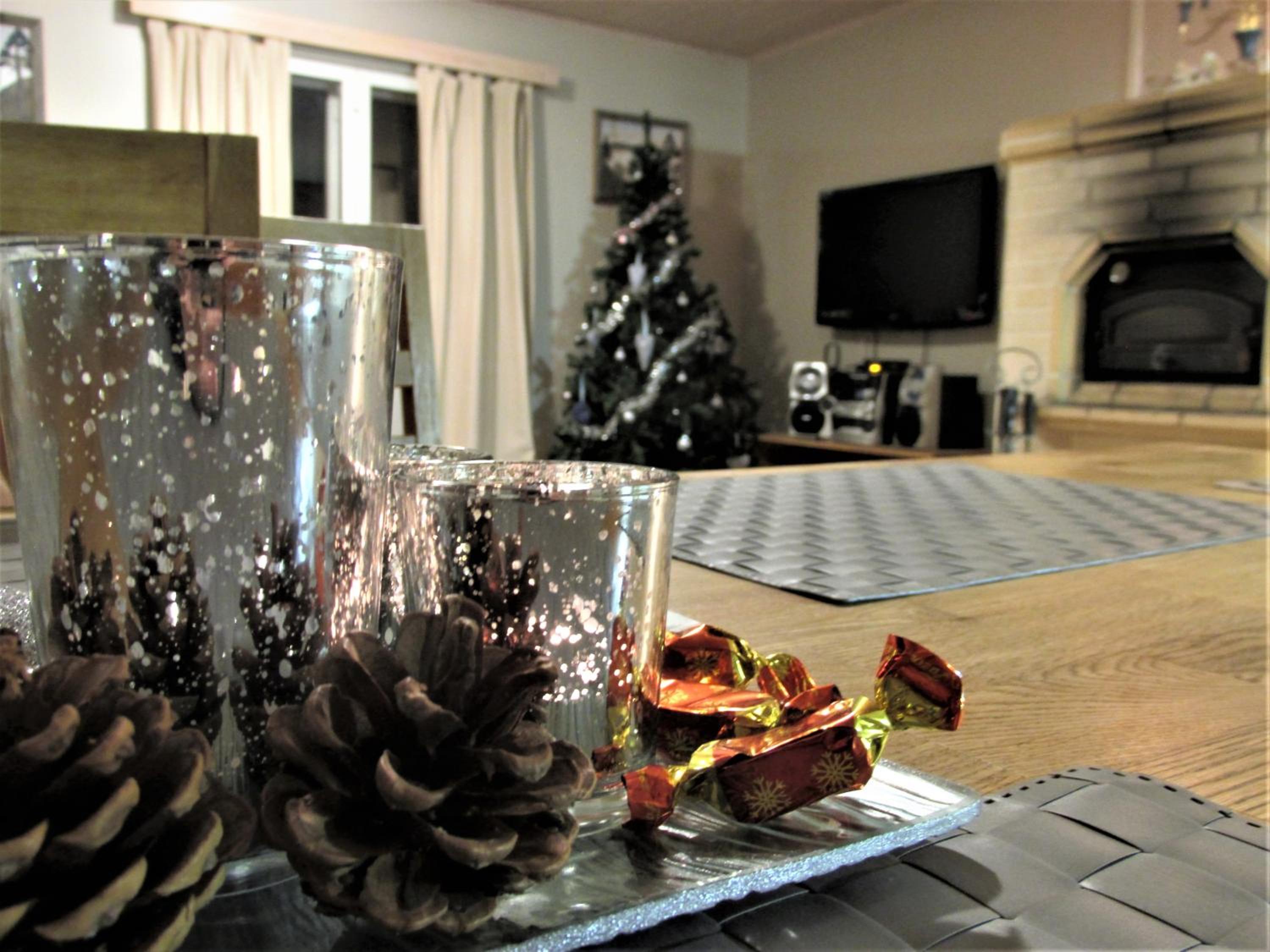 Family Room with Private Bathroom - Photo 10