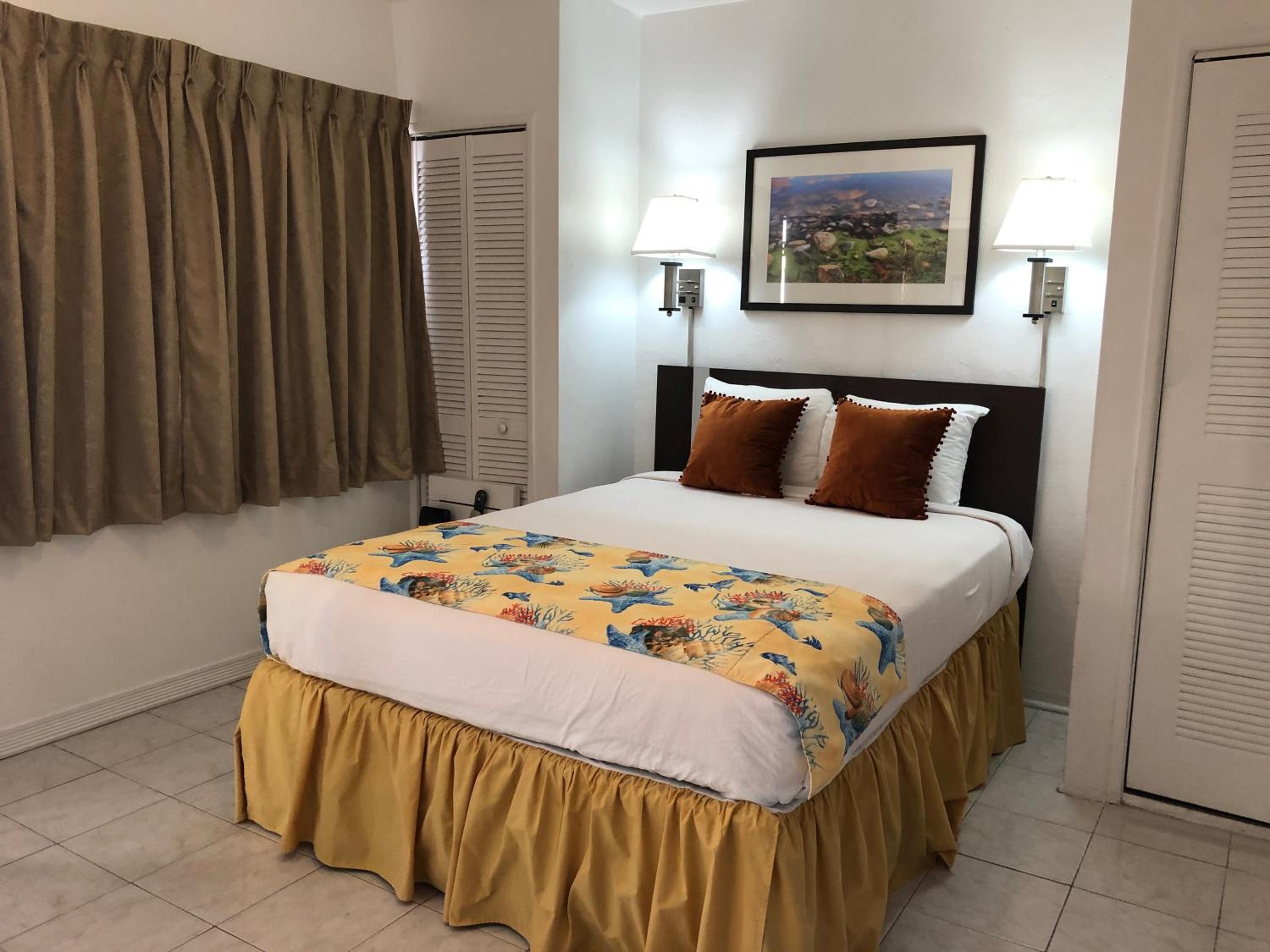 Studio One Bed - Free Parking - Photo 7