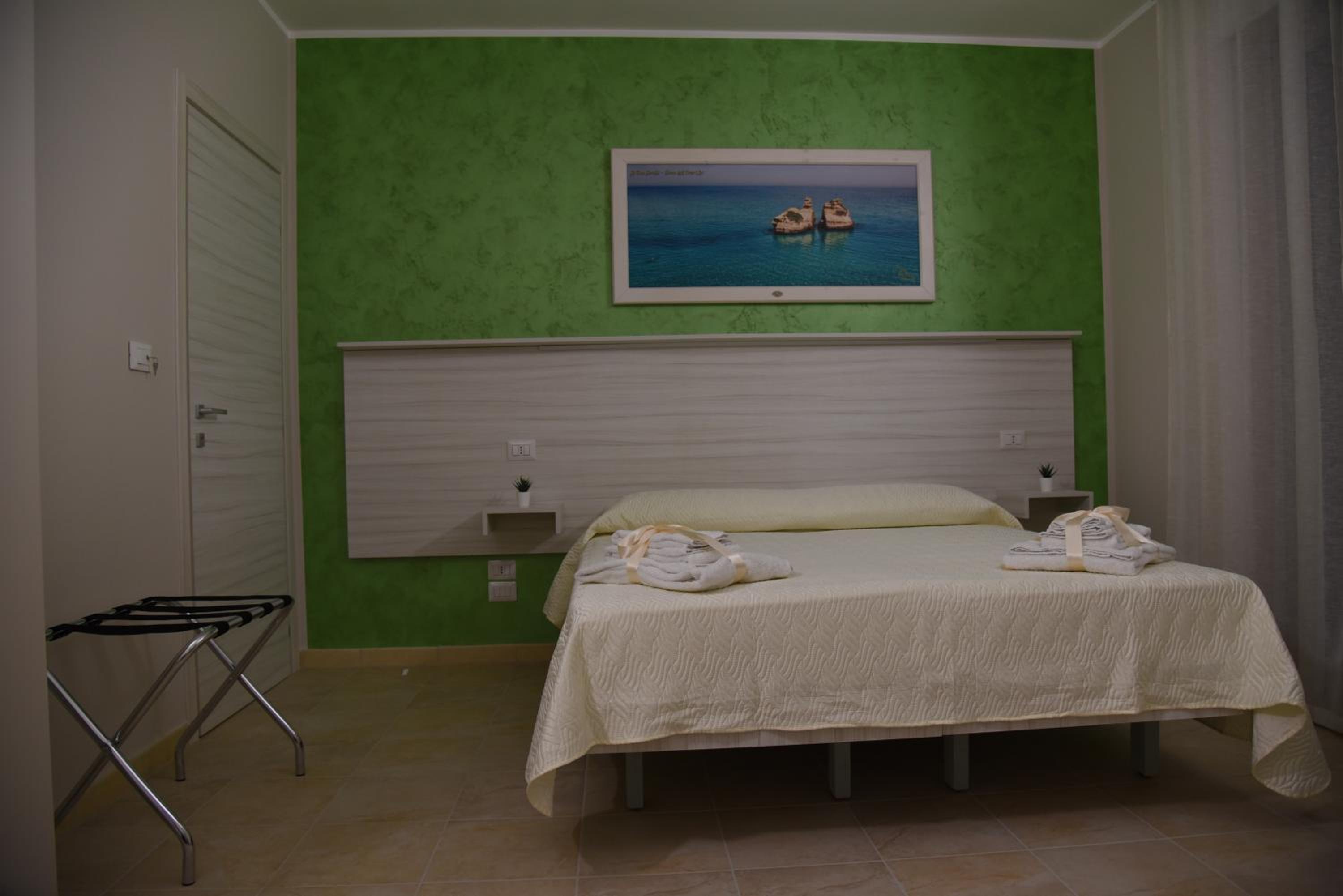 Double Room with Private Bathroom photo 3
