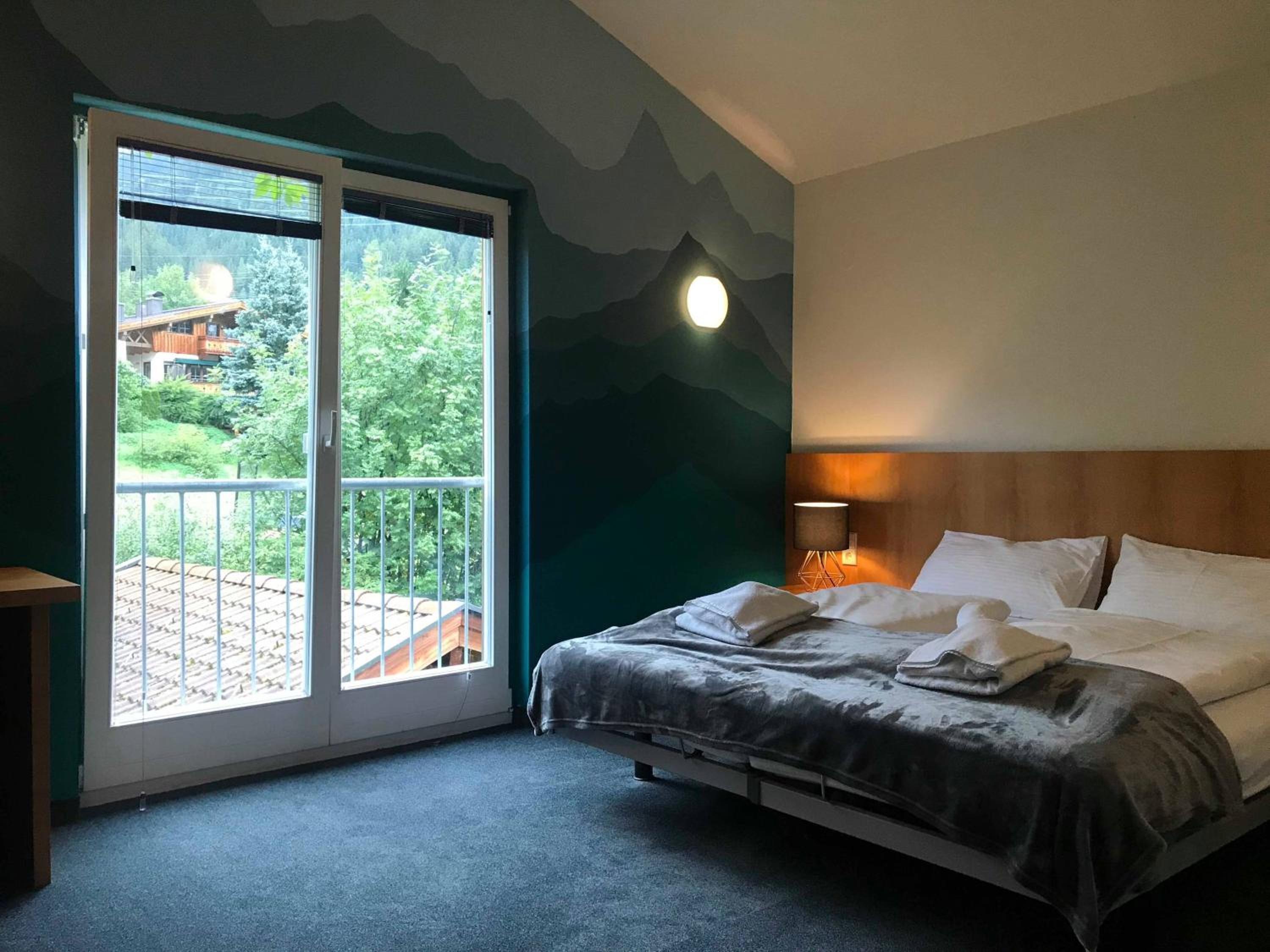 Apartment with Mountain View photo 1