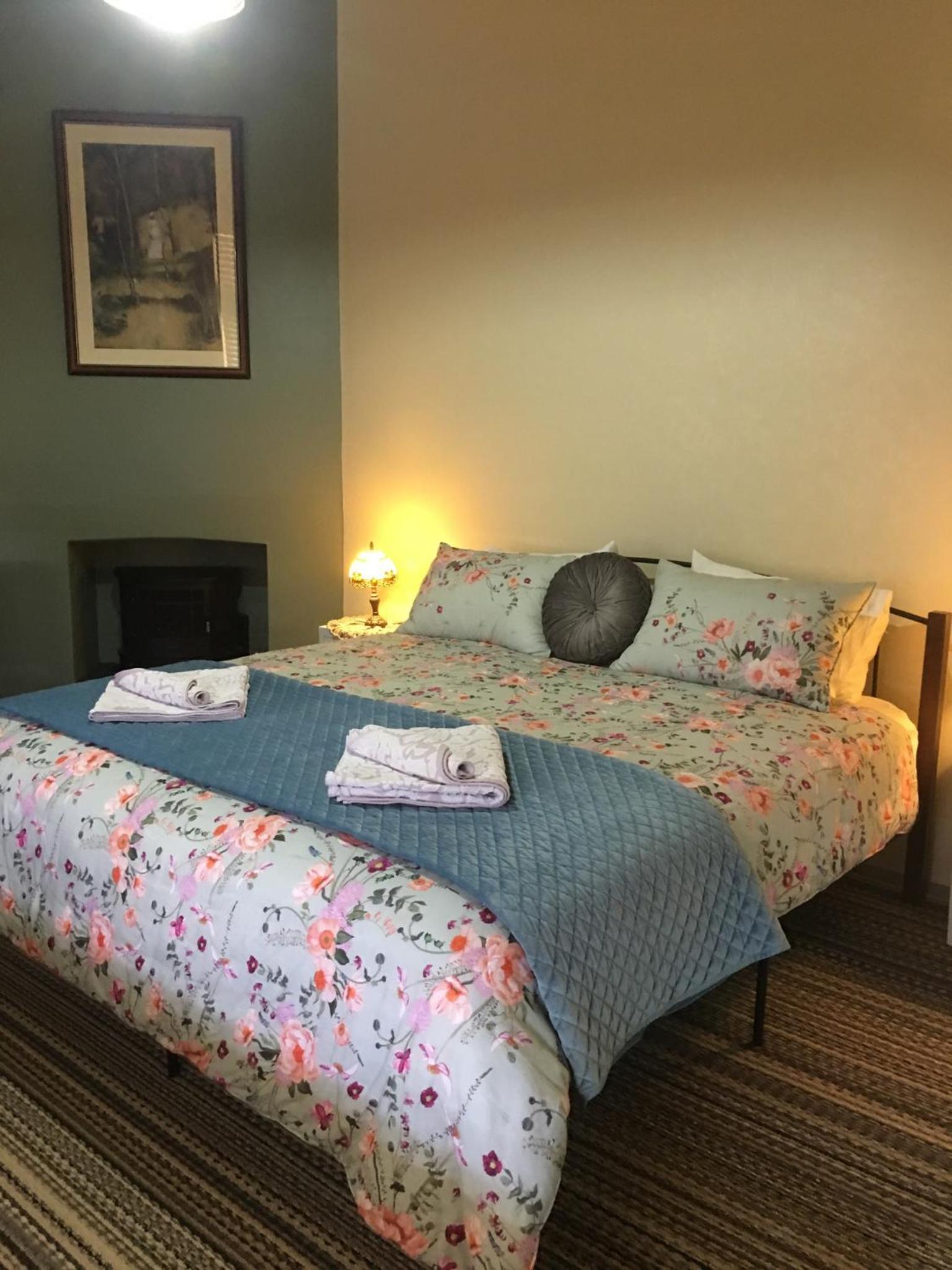 STAR ROOM 10