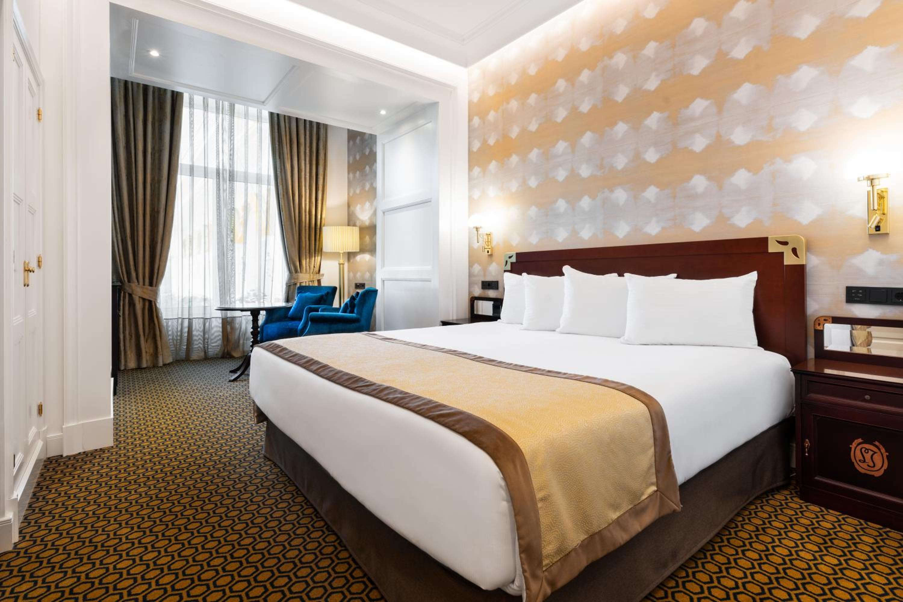 Superior Double Room - Photo 4