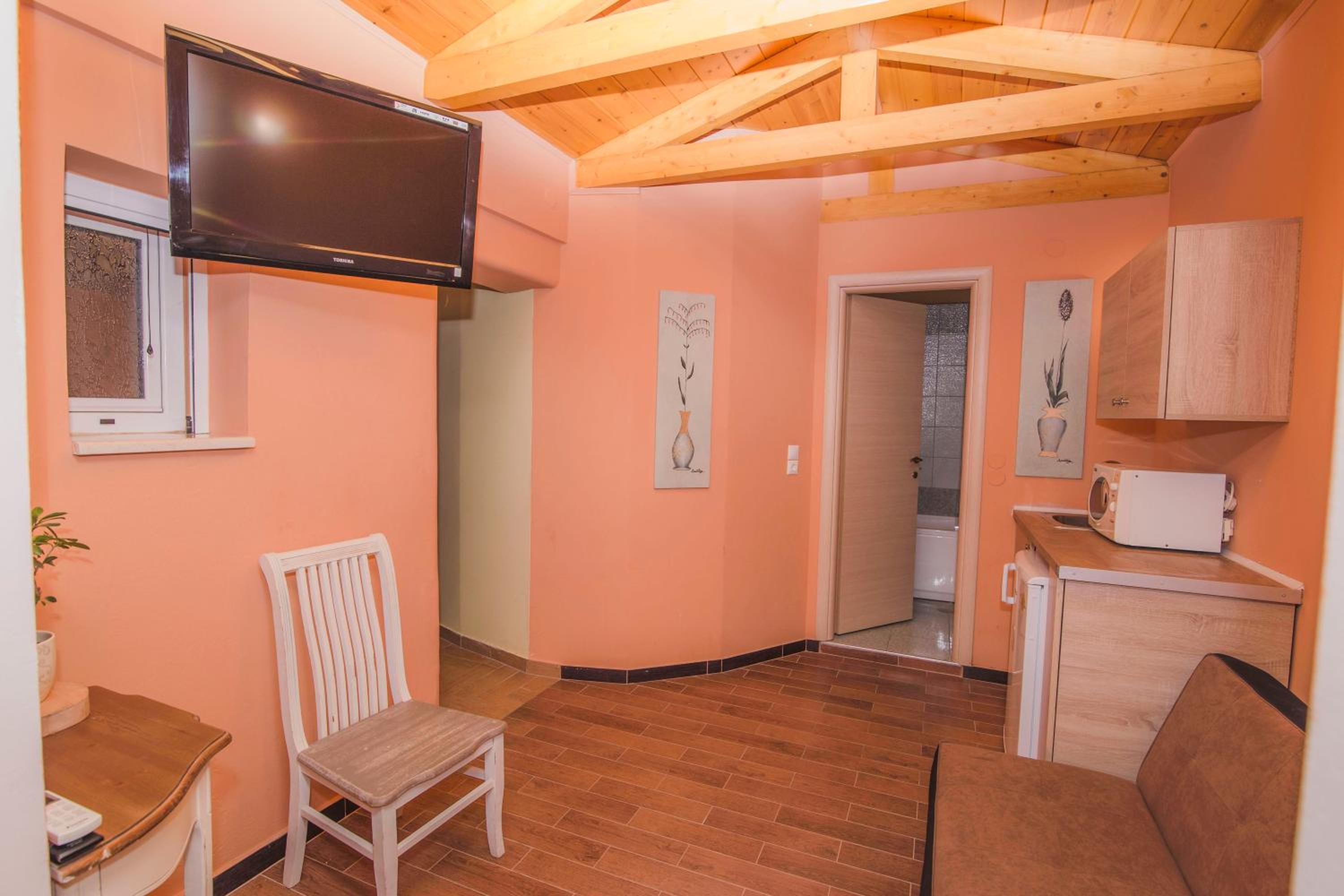 Apartment photo 3