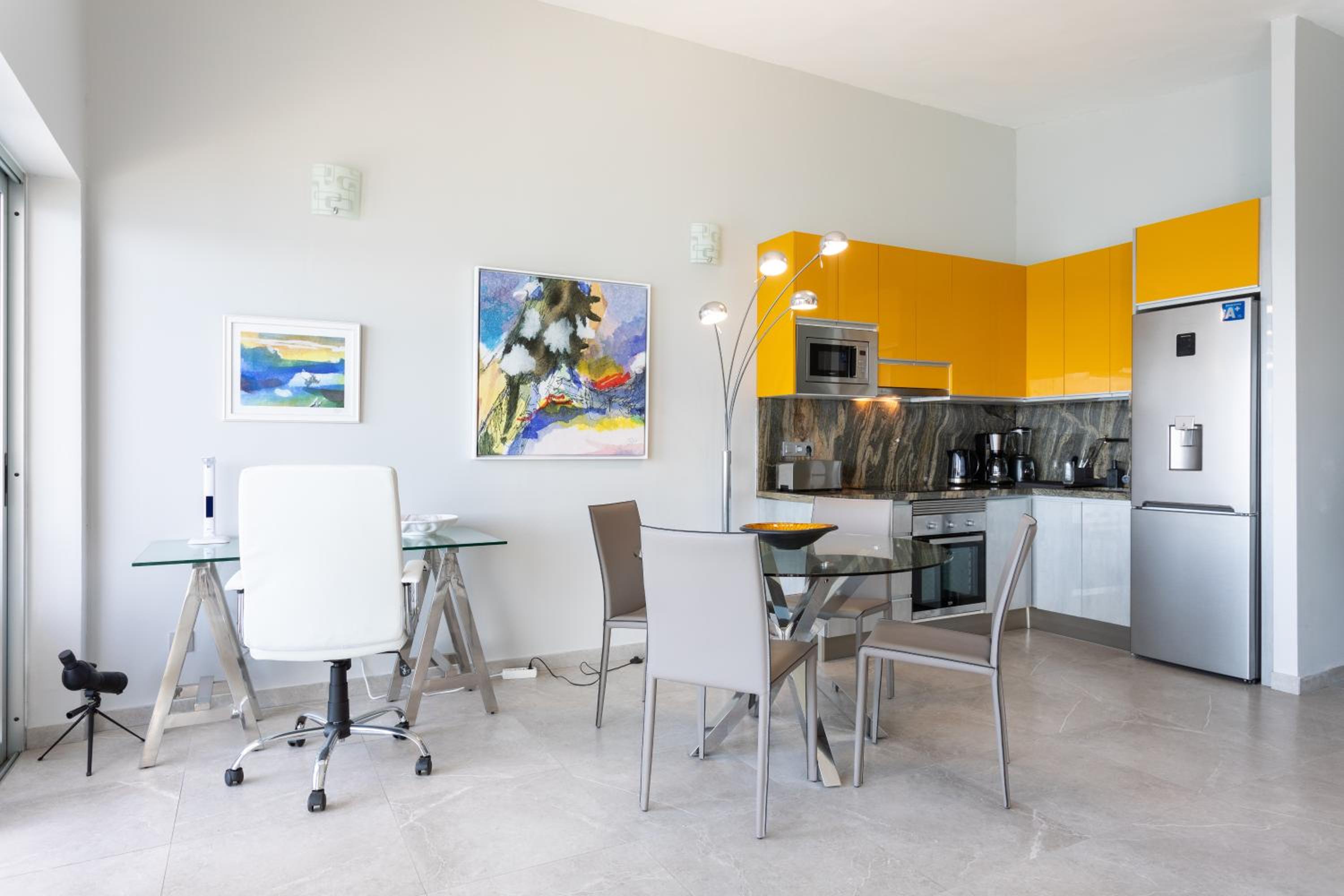 Apartment with Sea View photo 3
