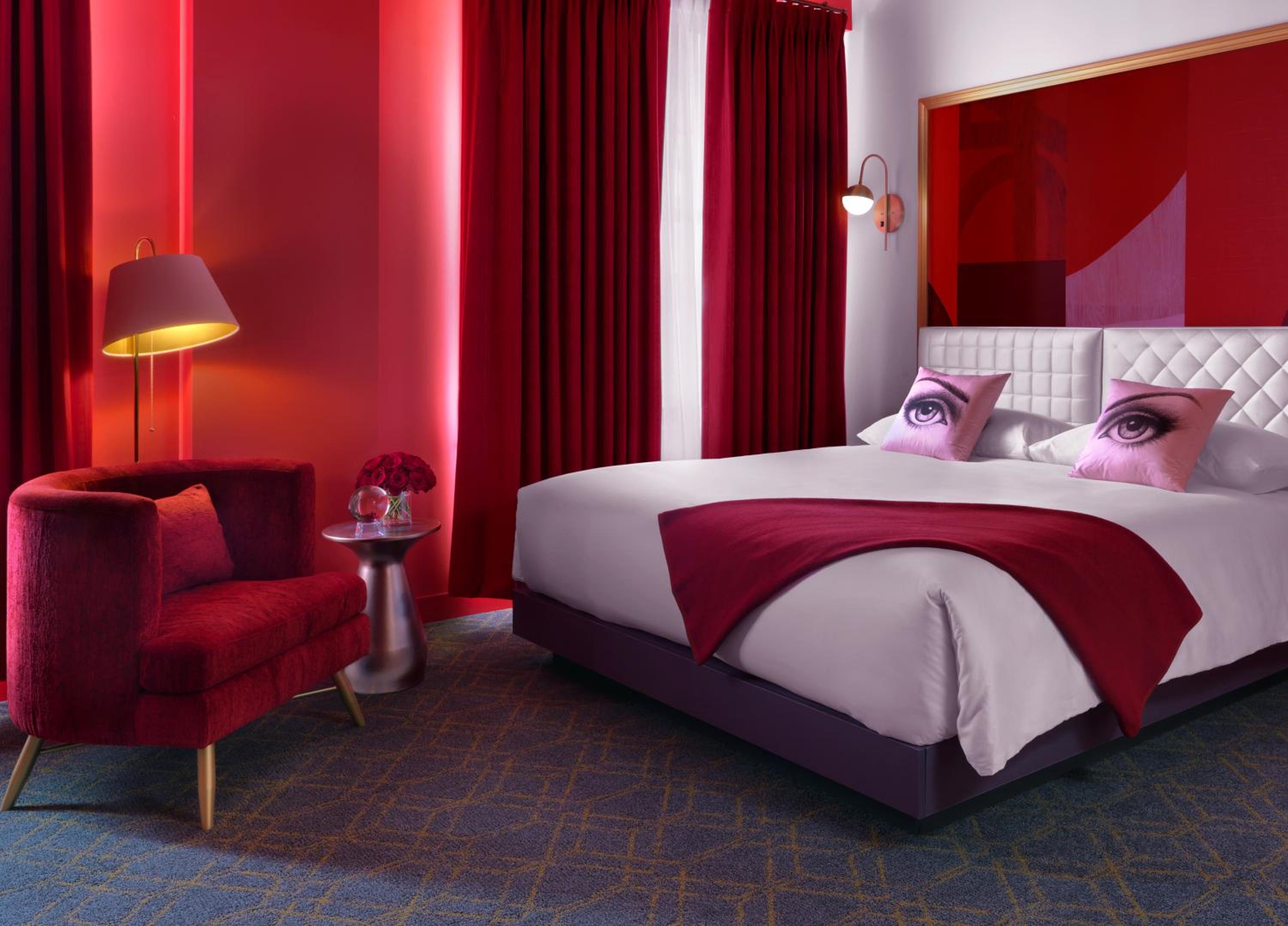 Red King Room - Photo 5