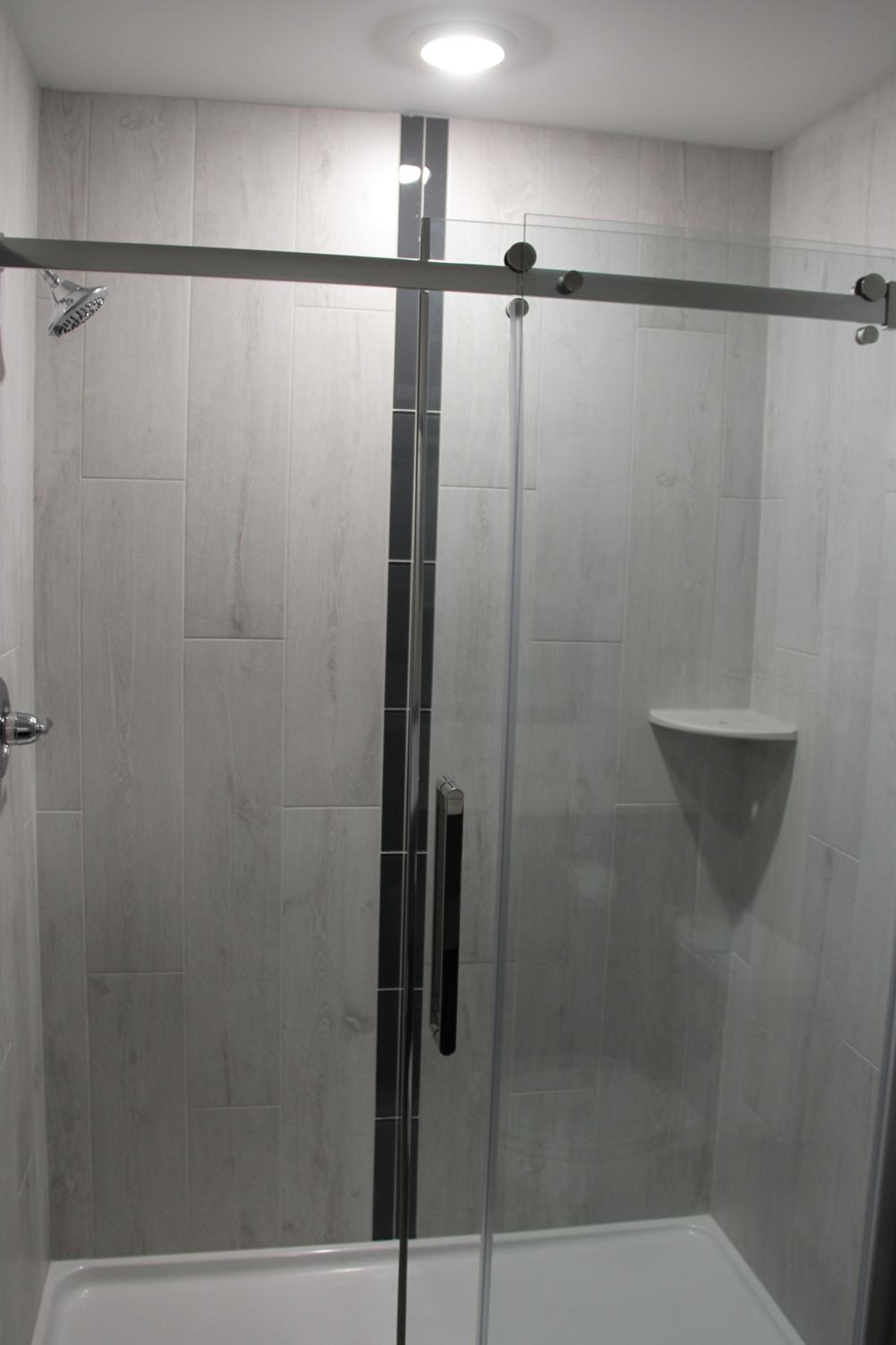 King Suite - Photo 8