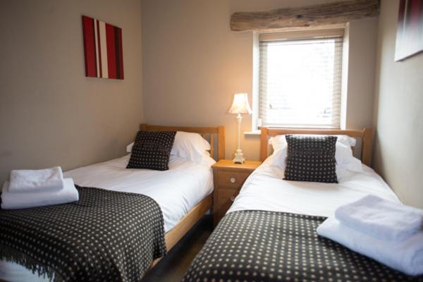 Three-Bedroom House - Photo 1