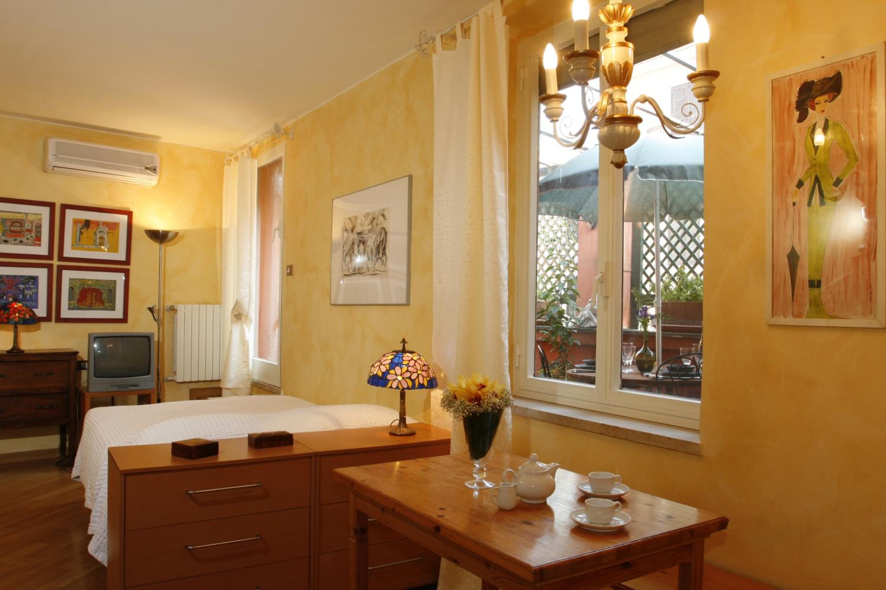 Studio With Terrace