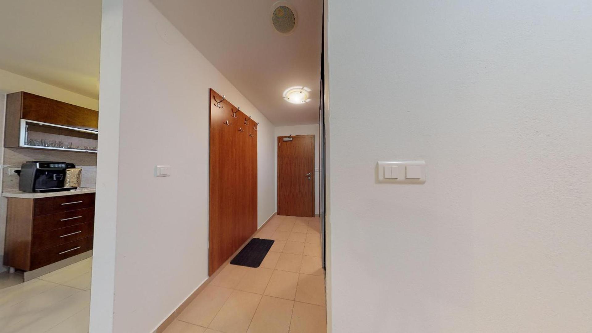 One-Bedroom Apartment - Photo 30