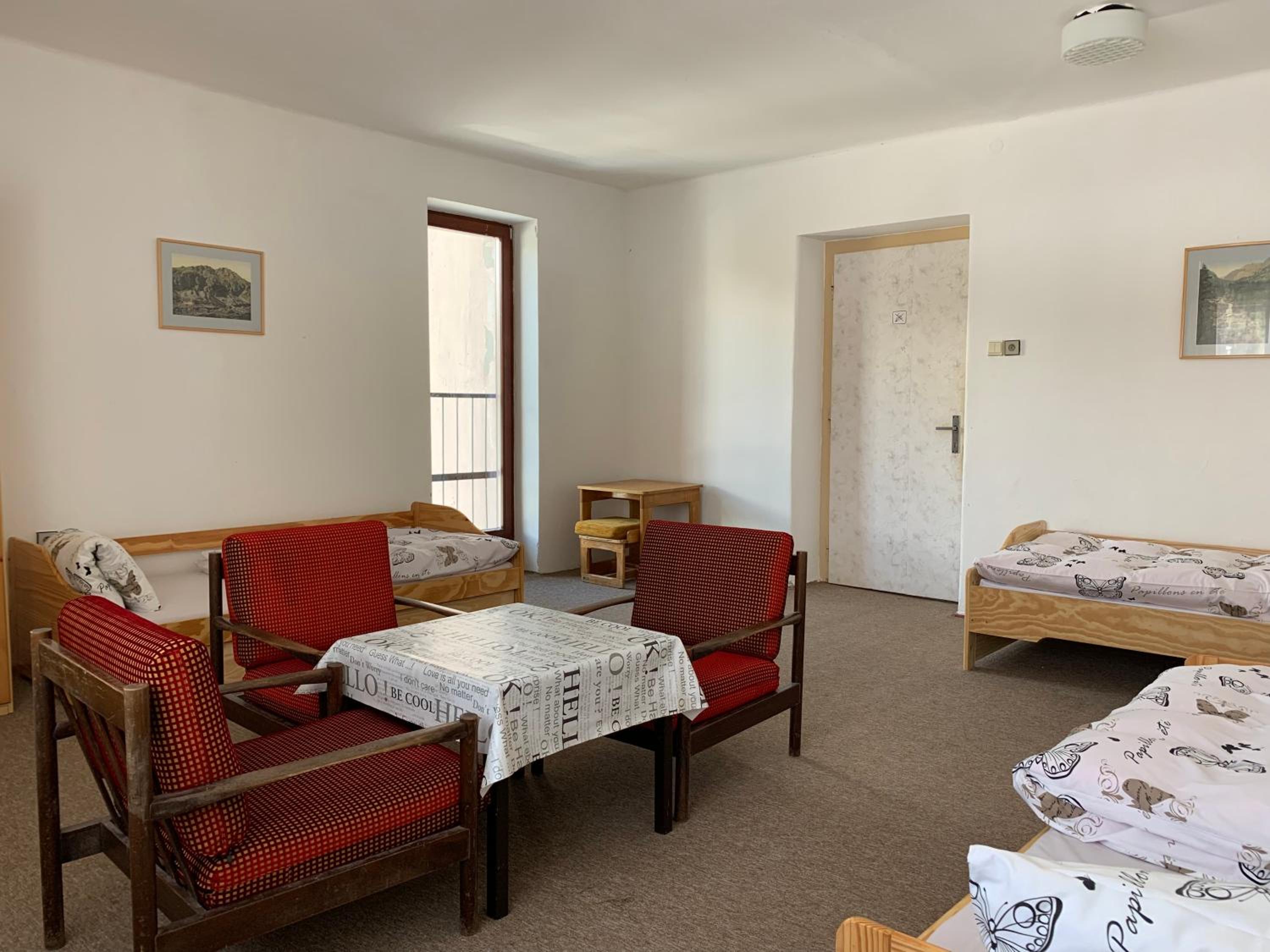 Triple Room with Shared Bathroom photo 3