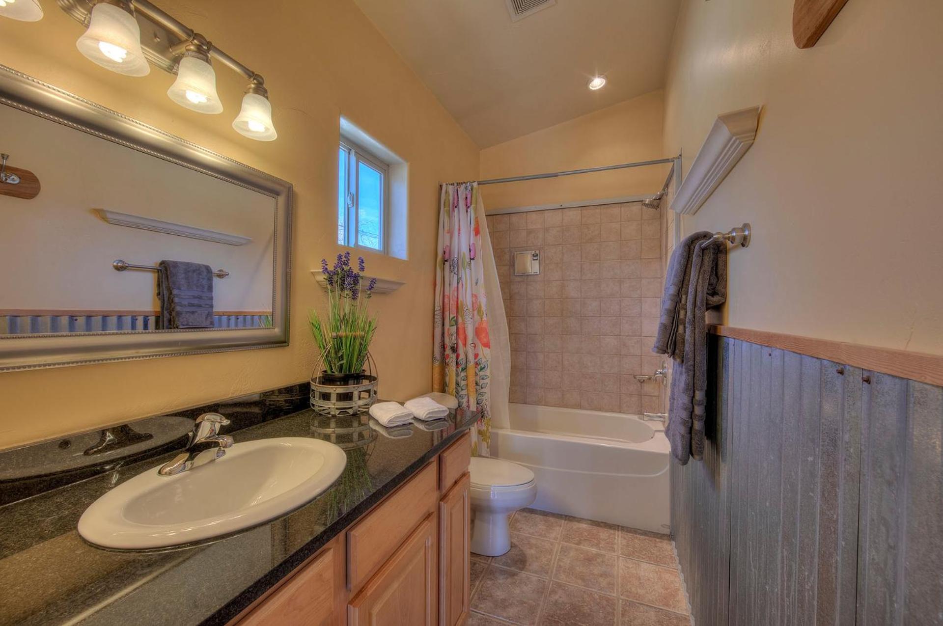 Two-Bedroom House photo 2