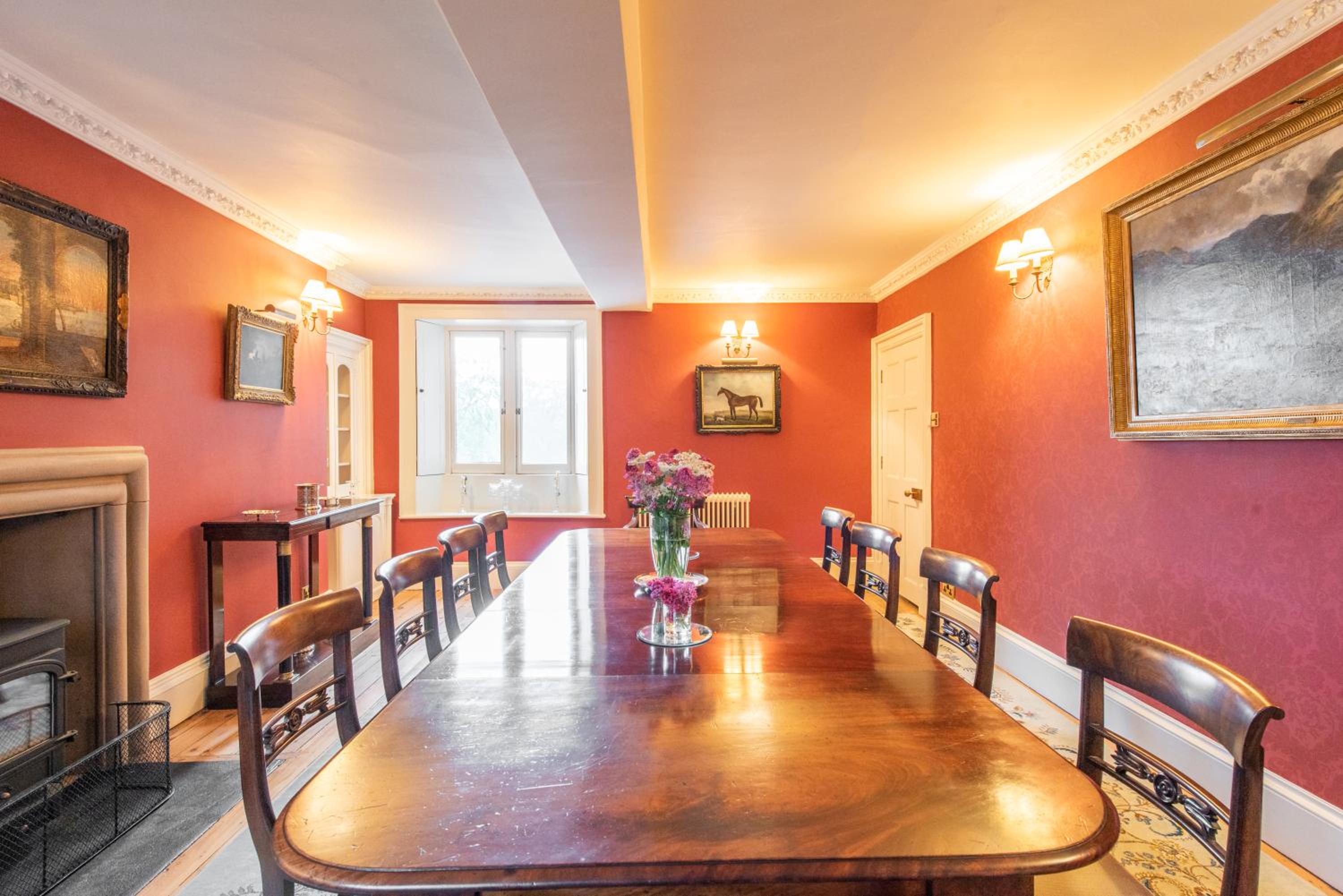 Deluxe King Room - Photo 6