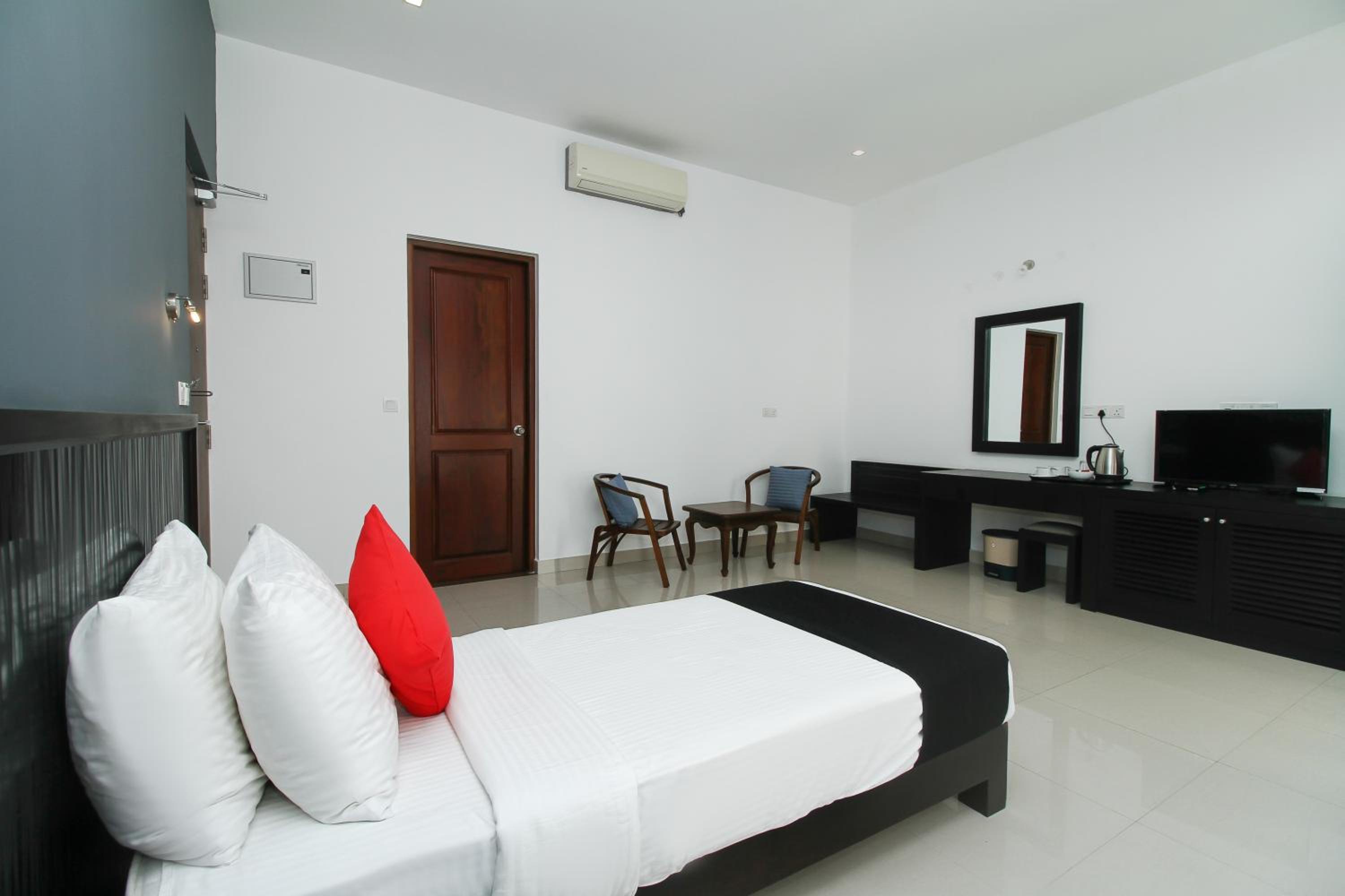 Deluxe Single Room - Free Early Check-in & Late Check-out (Upon Availability)