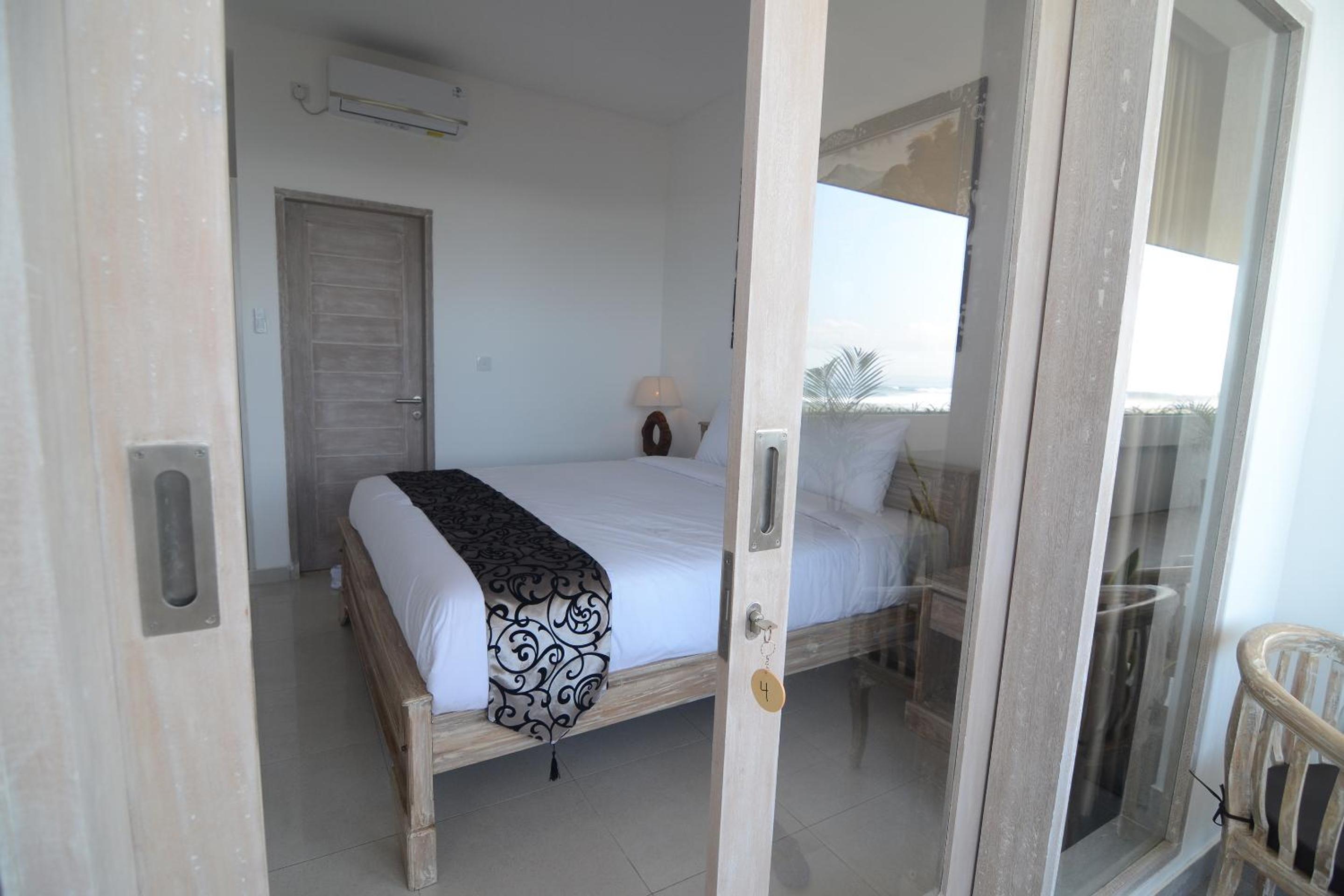 Deluxe Double Room with Ocean View - Photo 13