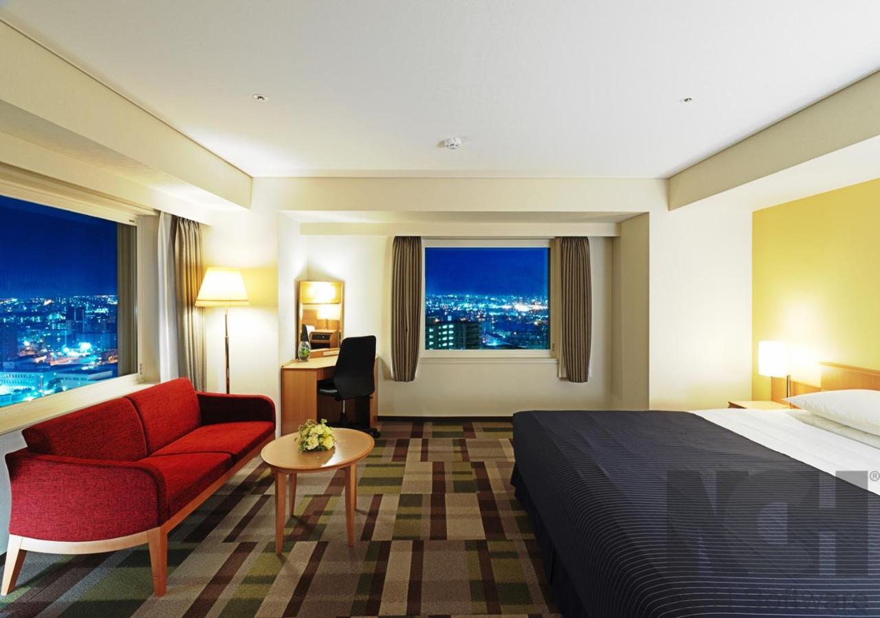 High Floor Corner Double Room - Non-Smoking - Photo 5