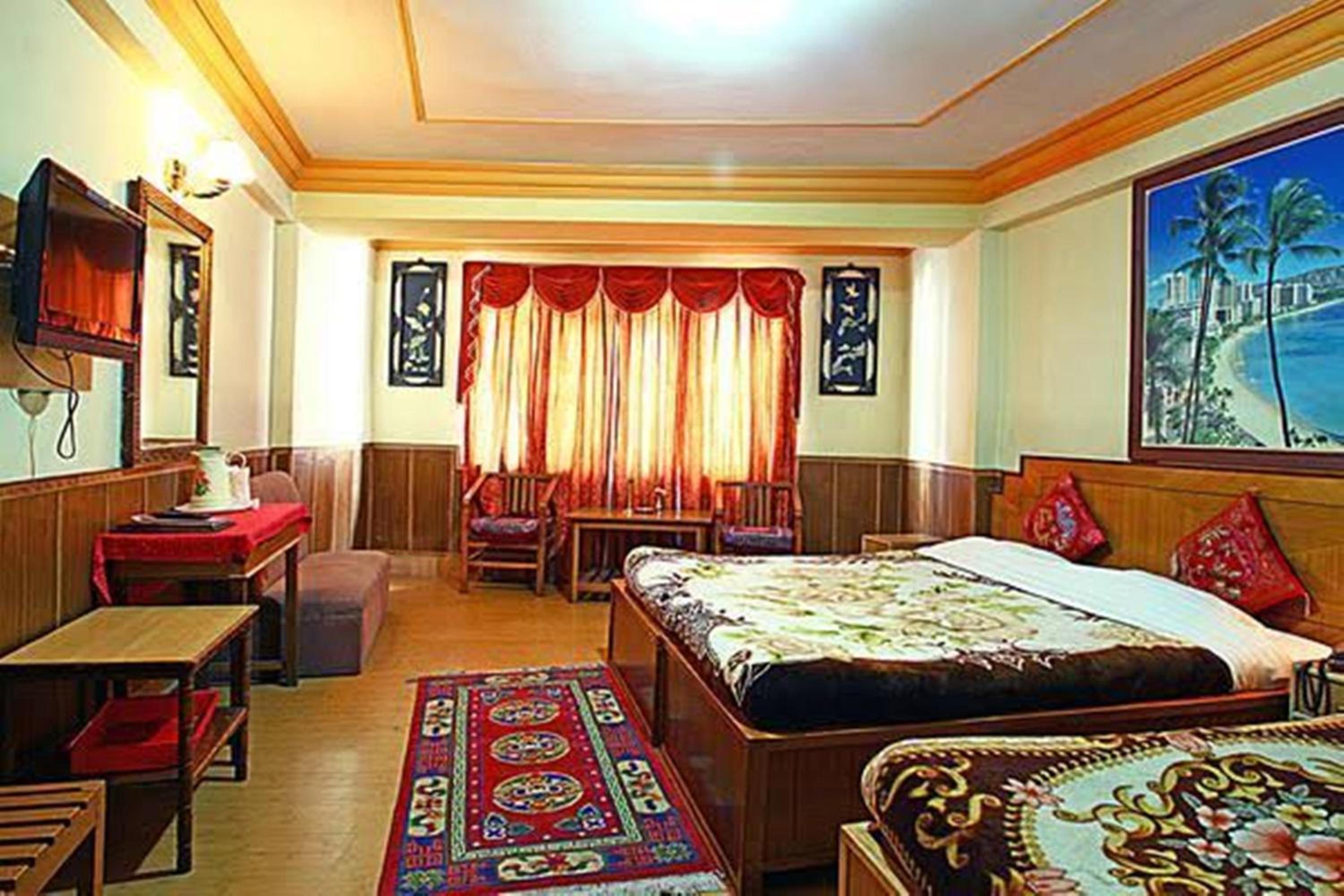 Deluxe Triple Room - Photo 1